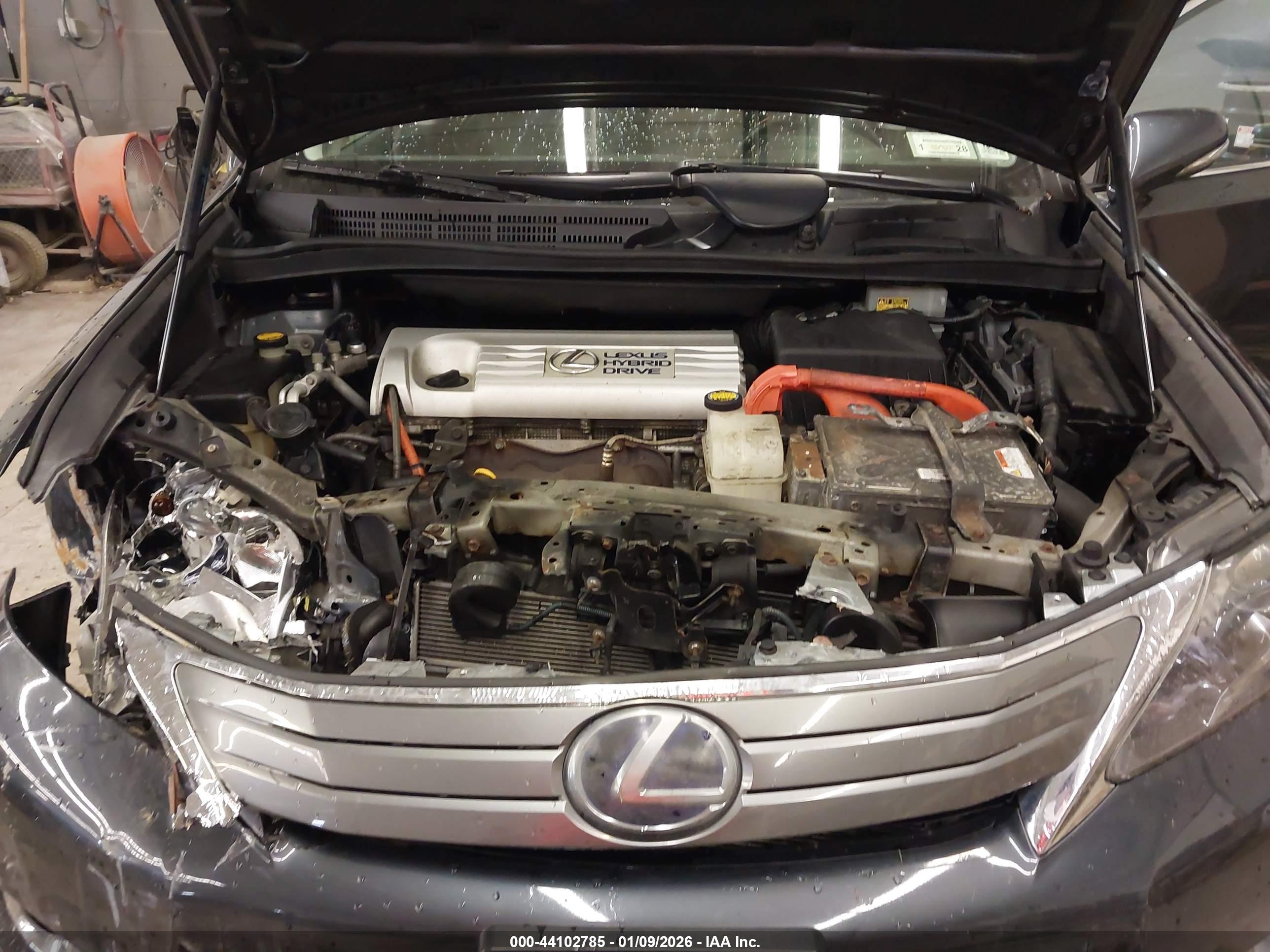 LEXUS HS image 10