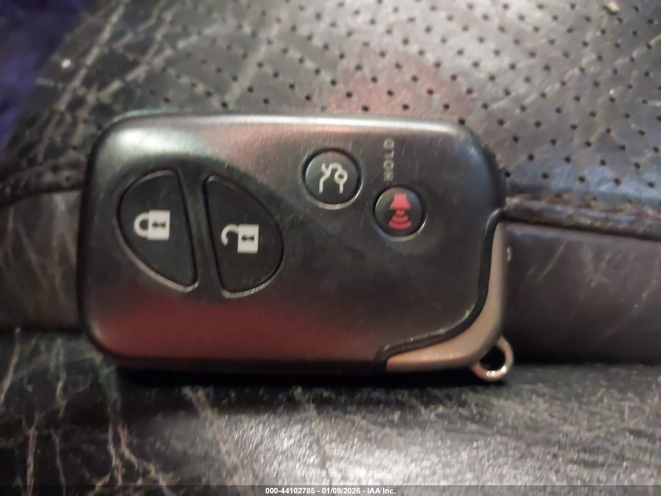 LEXUS HS image 11