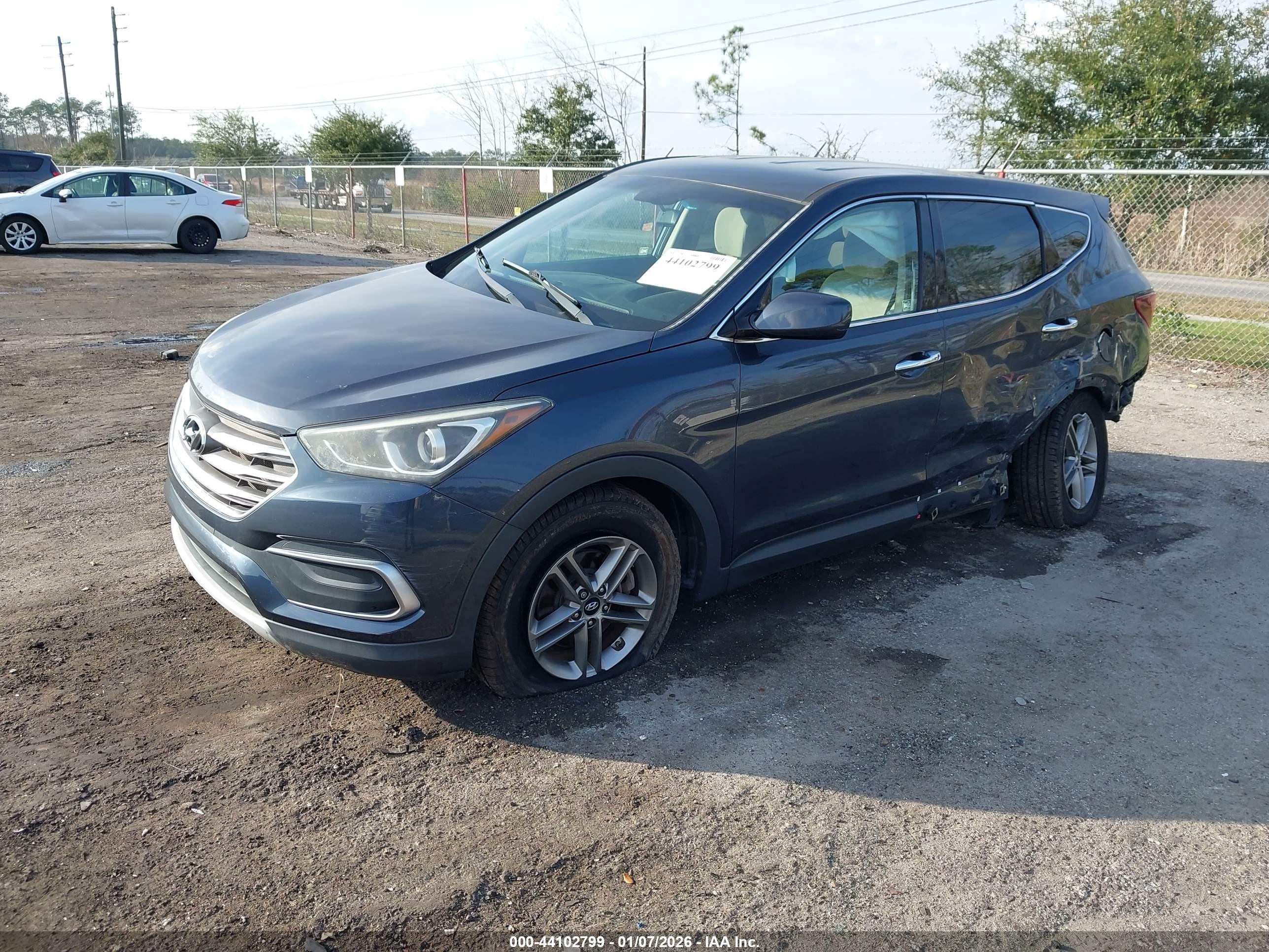 HYUNDAI SANTA image 2