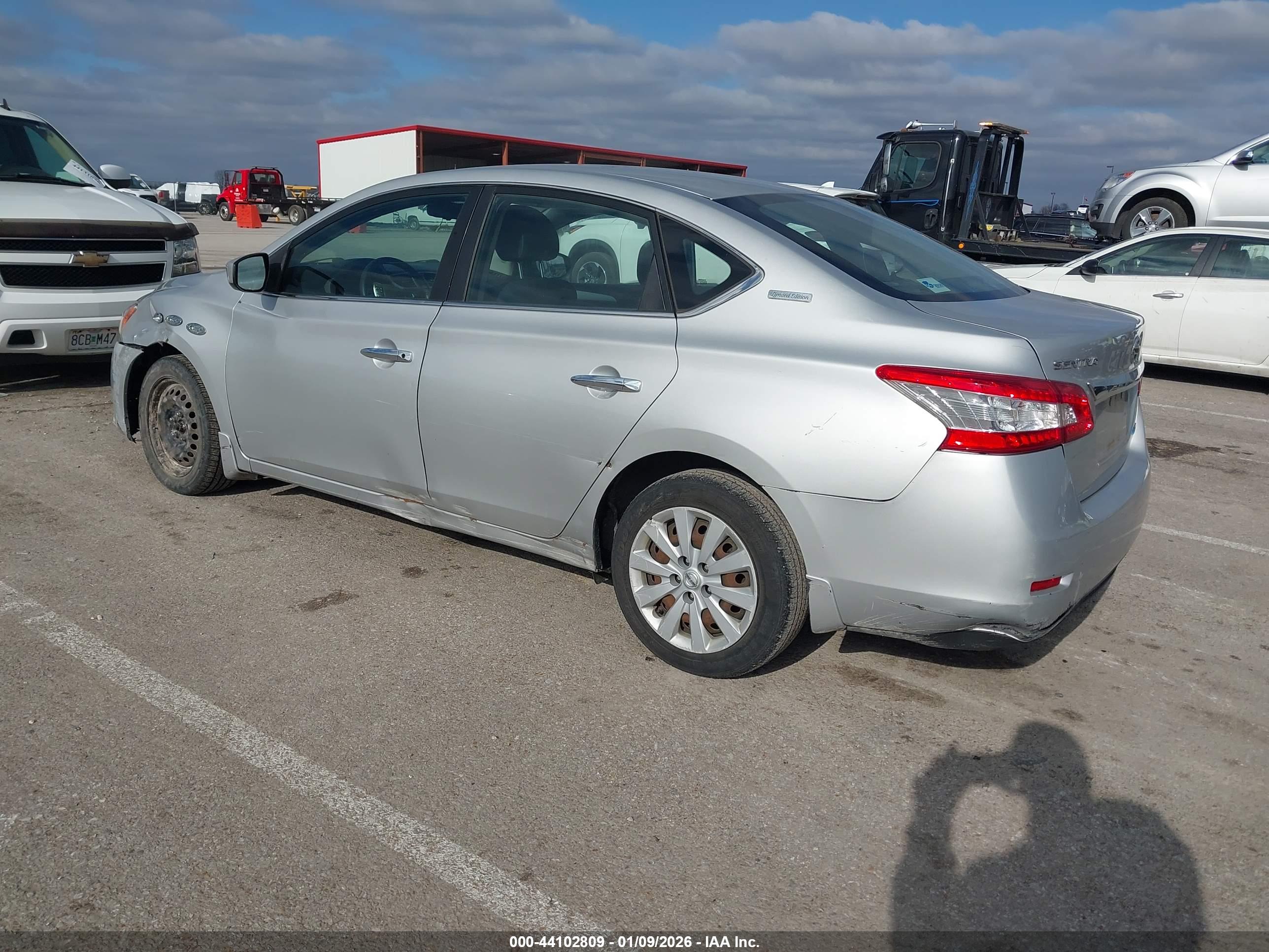 NISSAN SENTRA image 3