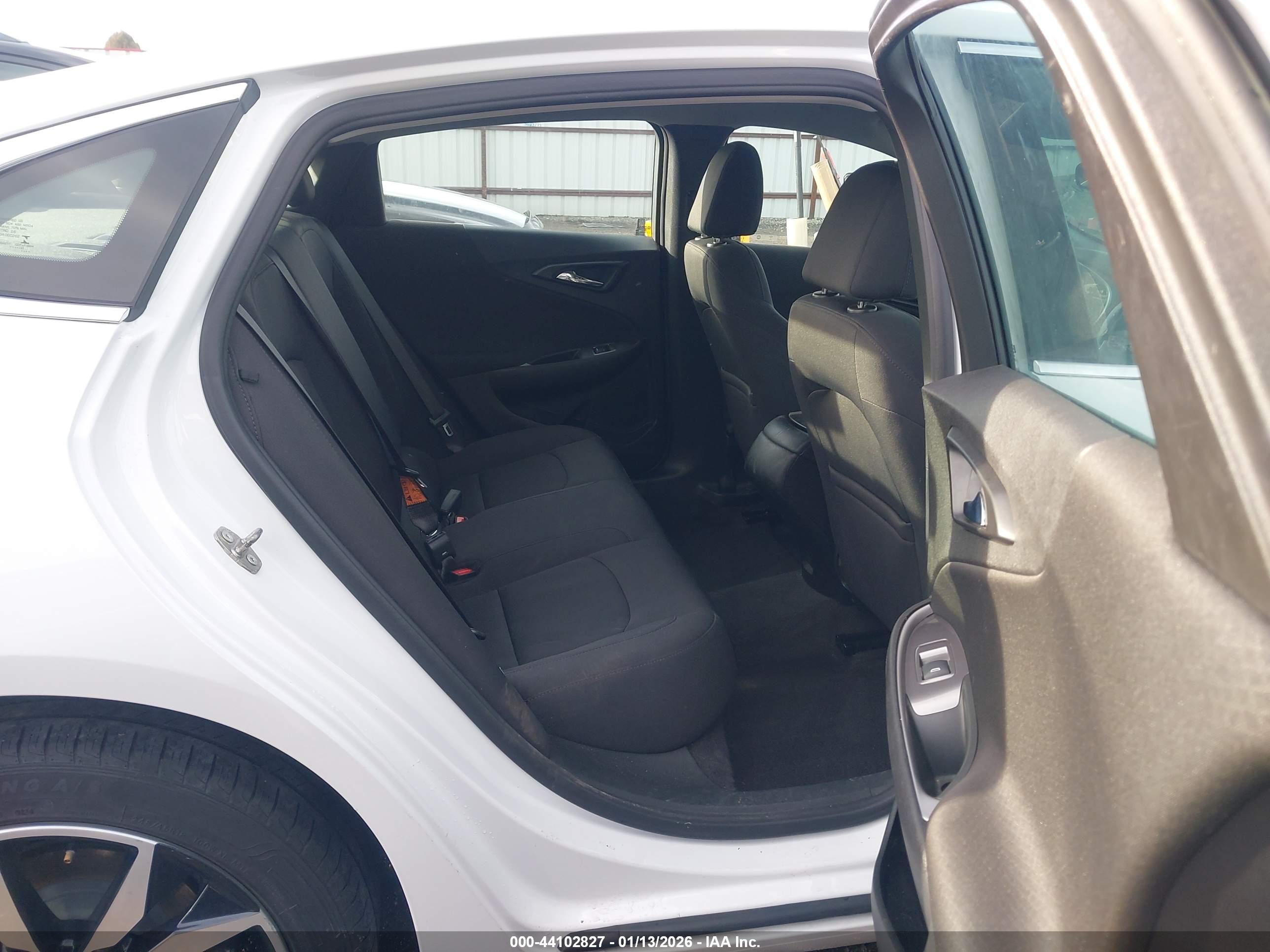 CHEVROLET MALIBU image 8