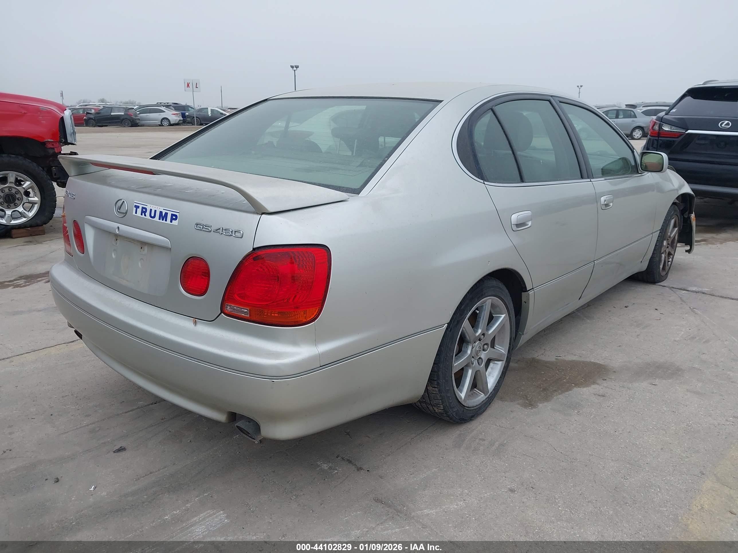LEXUS GS image 4