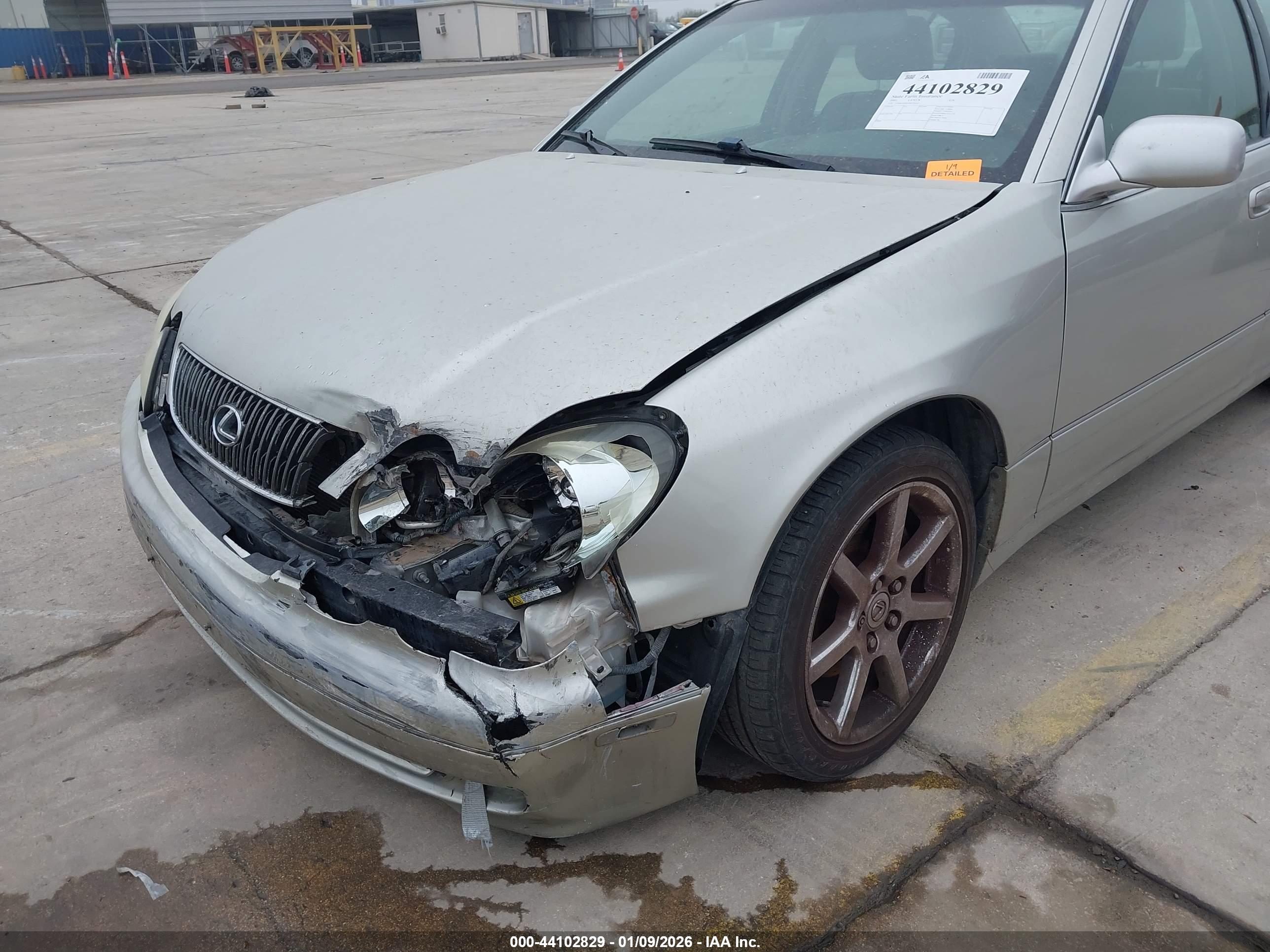 LEXUS GS image 6