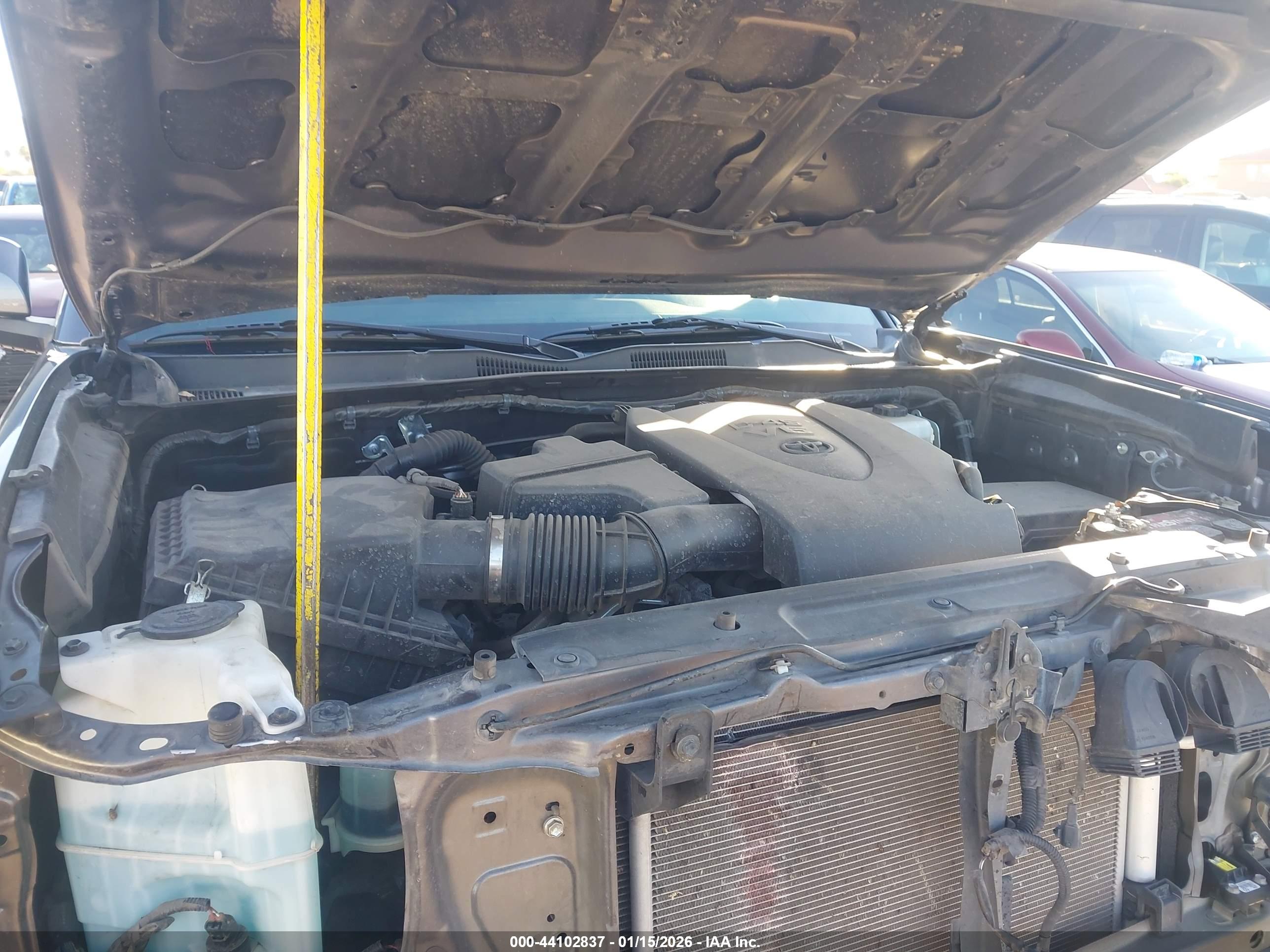 TOYOTA TACOMA image 10