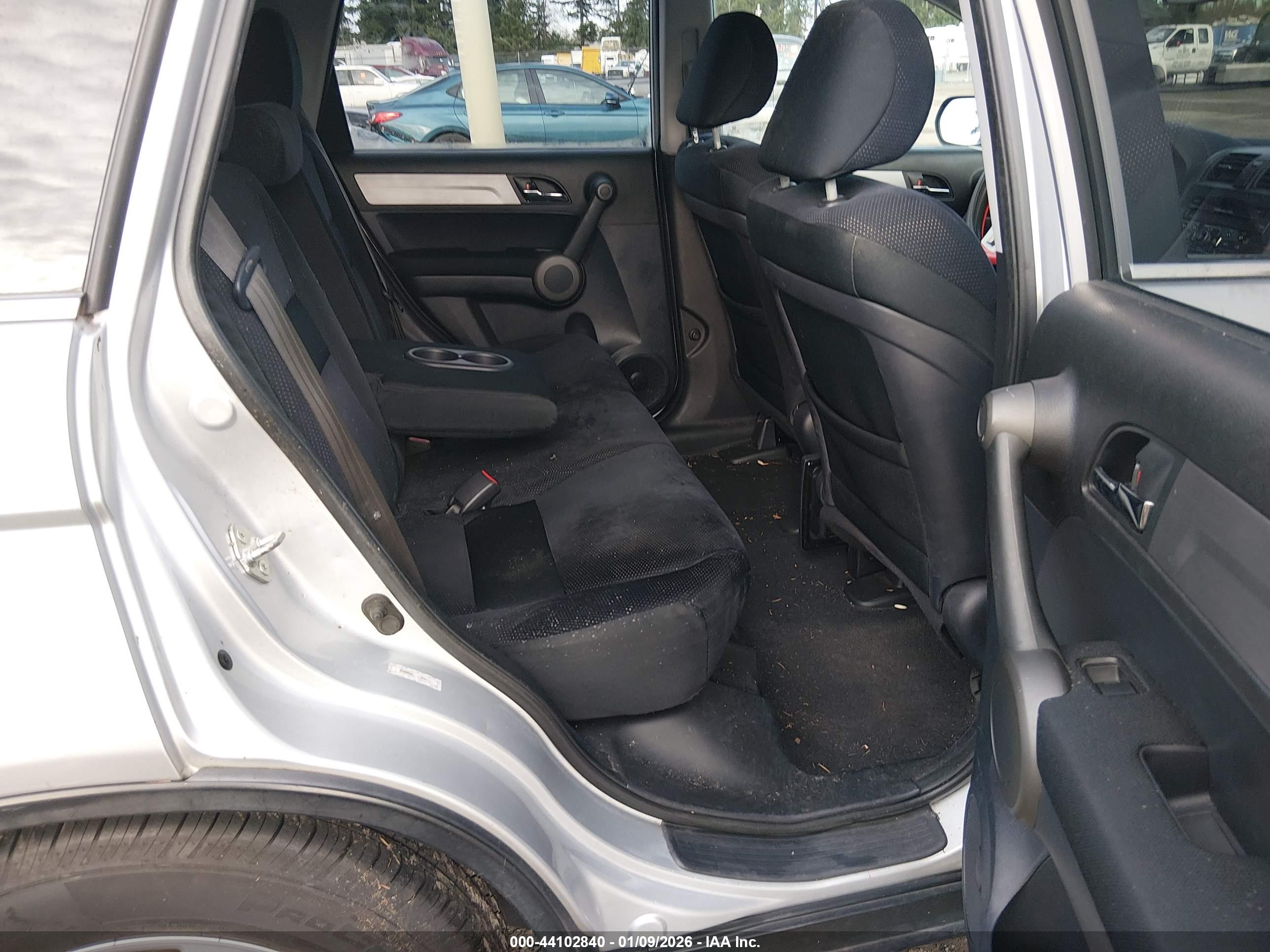 HONDA CR-V image 8