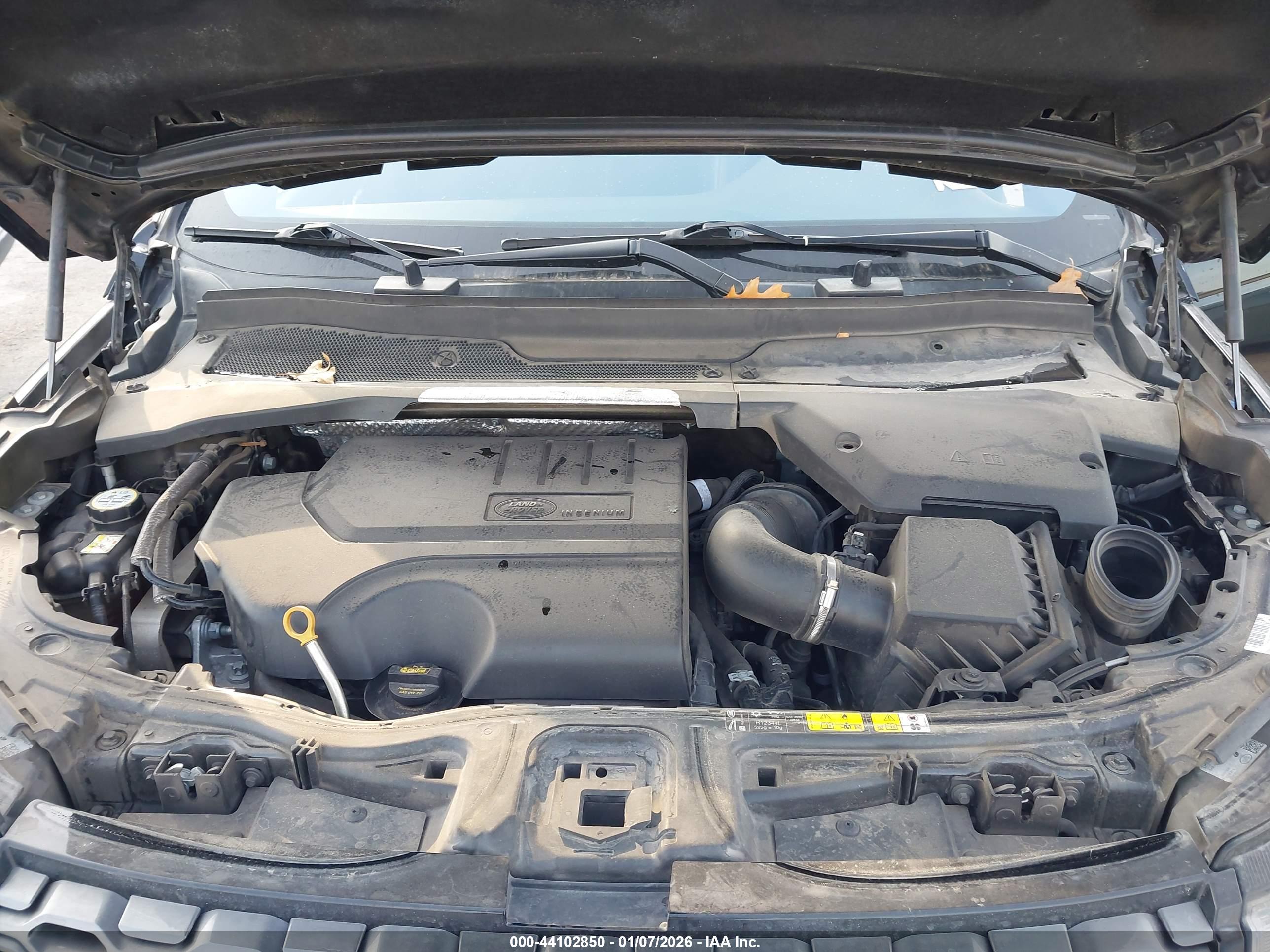 LAND ROVER image 10