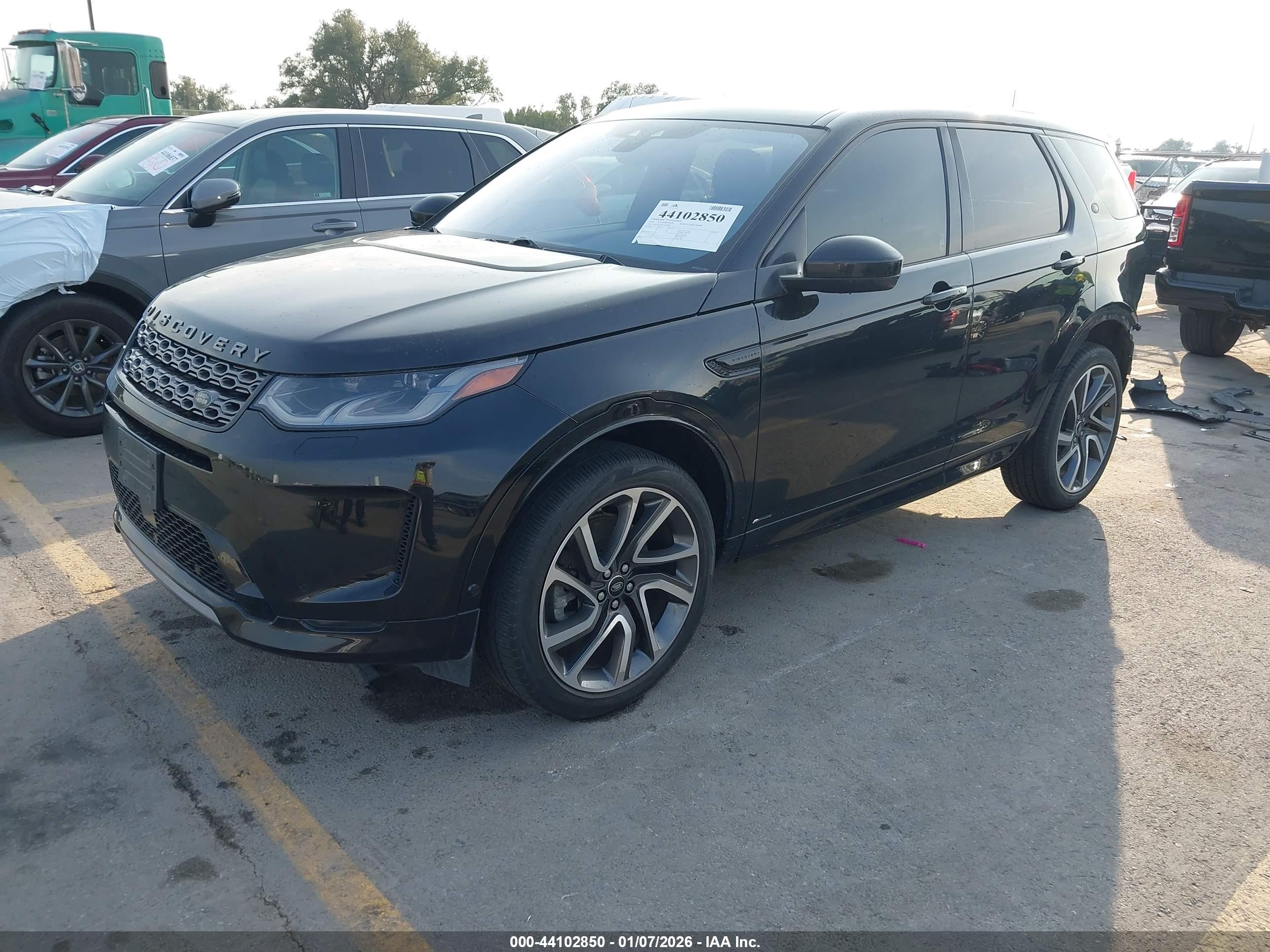 LAND ROVER image 2