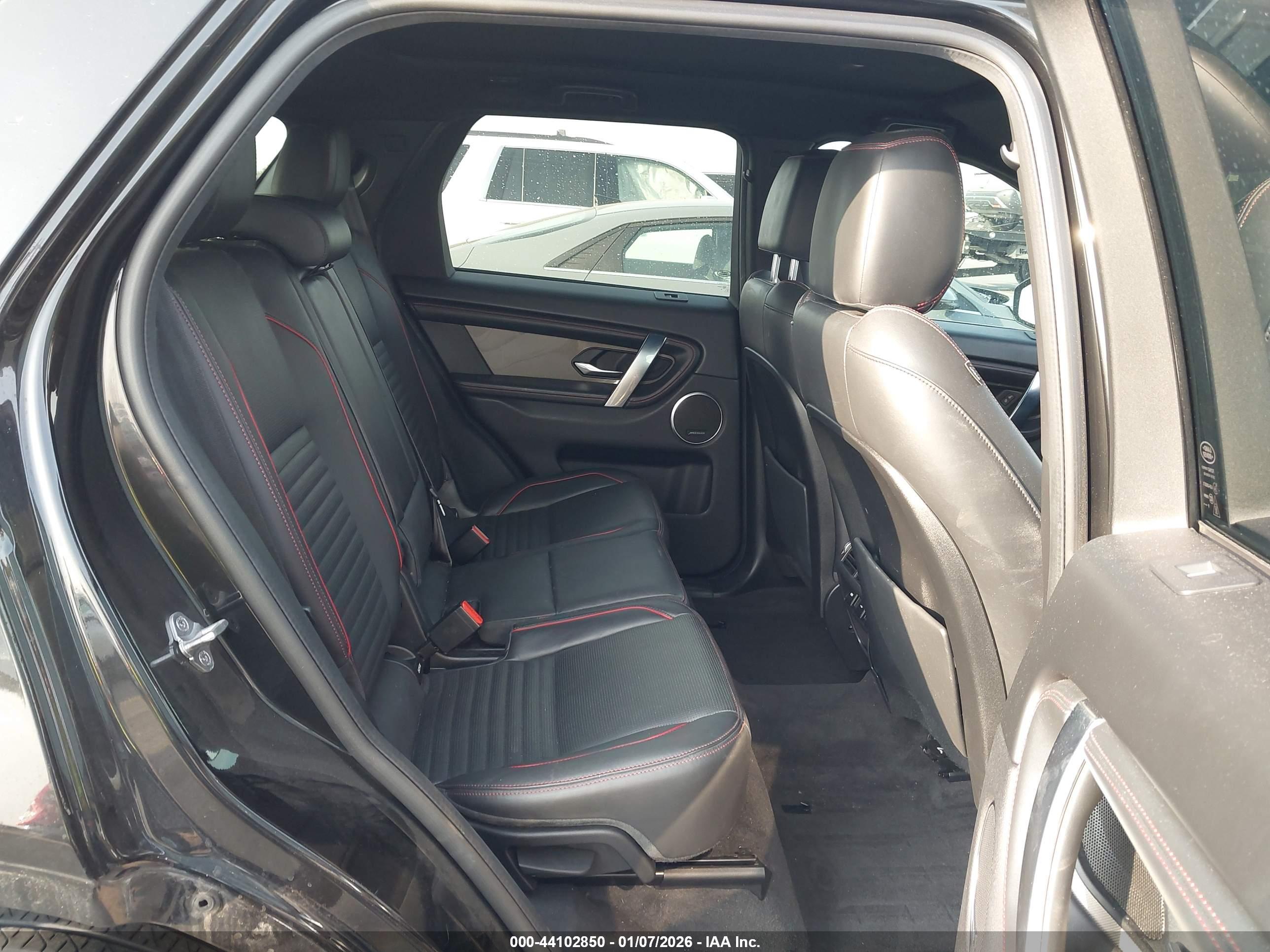 LAND ROVER image 8