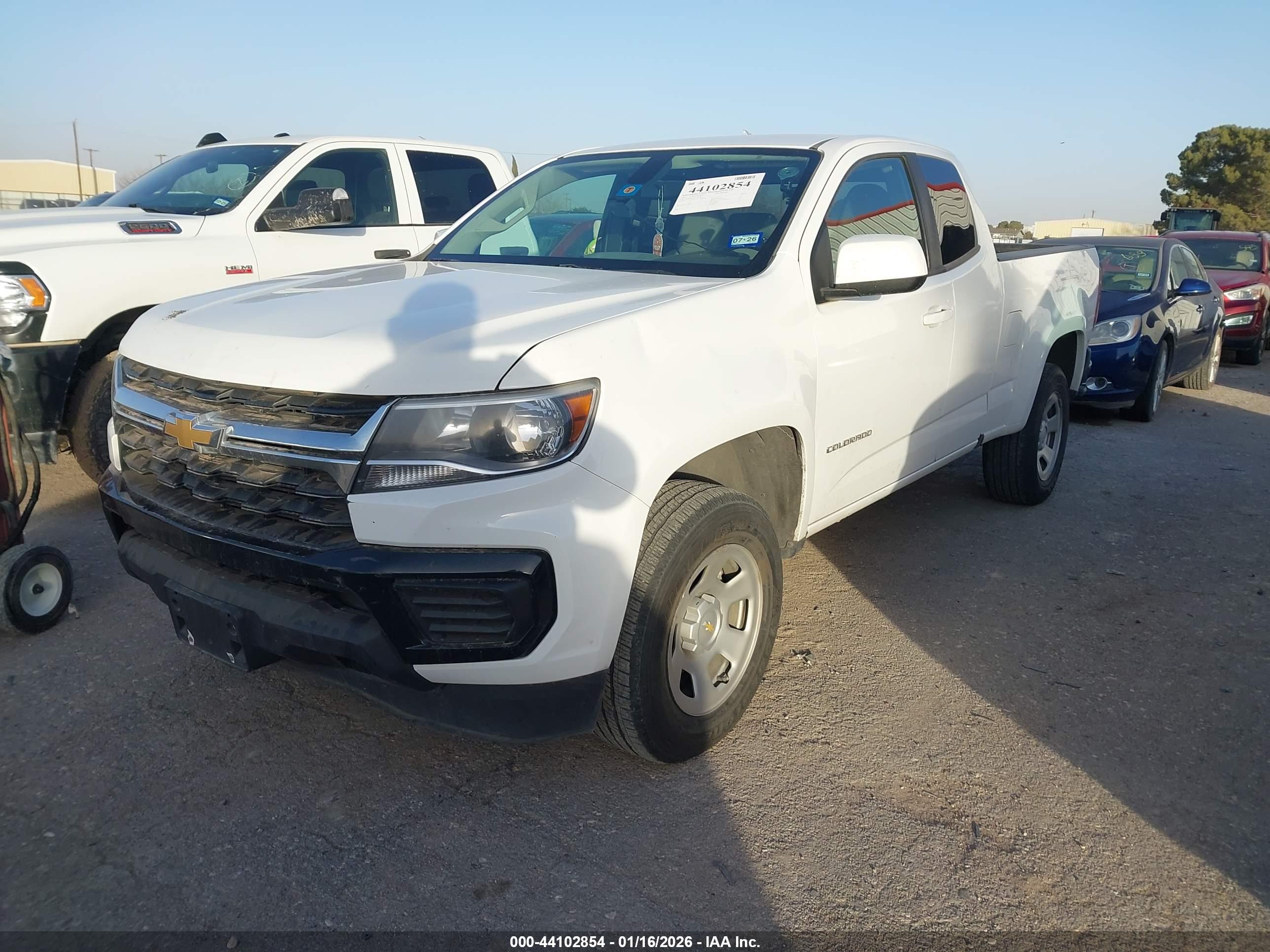 CHEVROLET COLORADO image 2