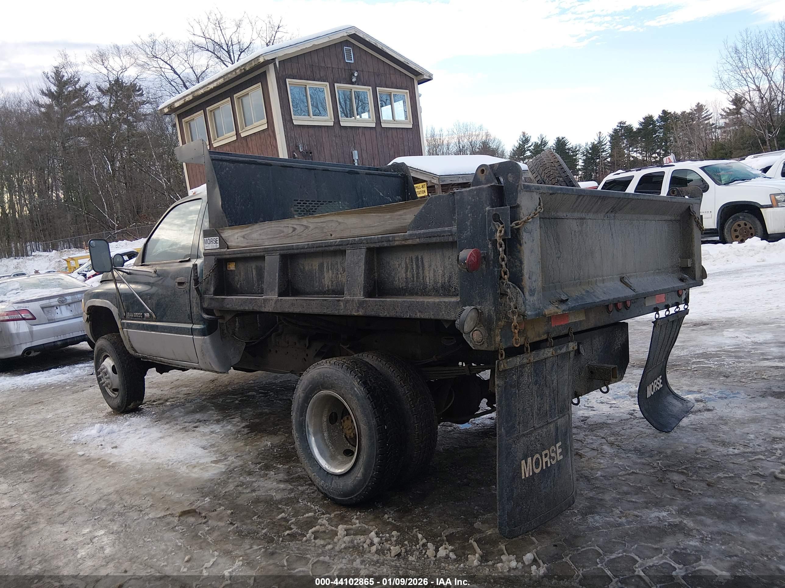 DODGE RAM image 3