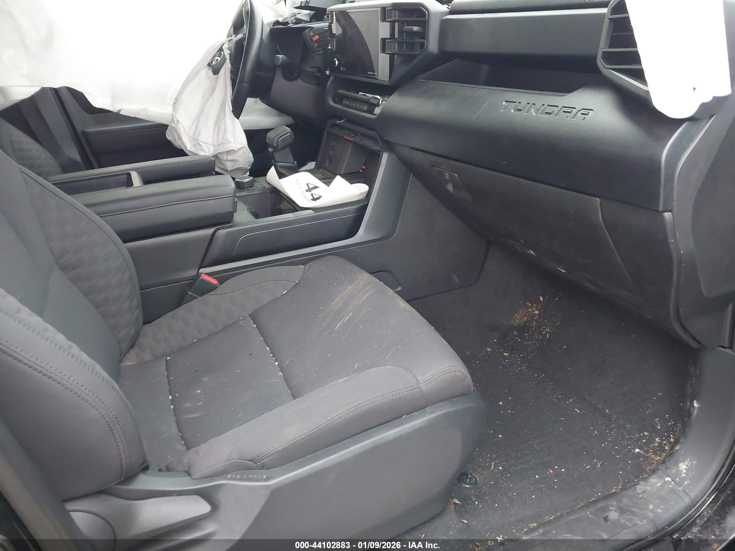 TOYOTA TUNDRA image 5