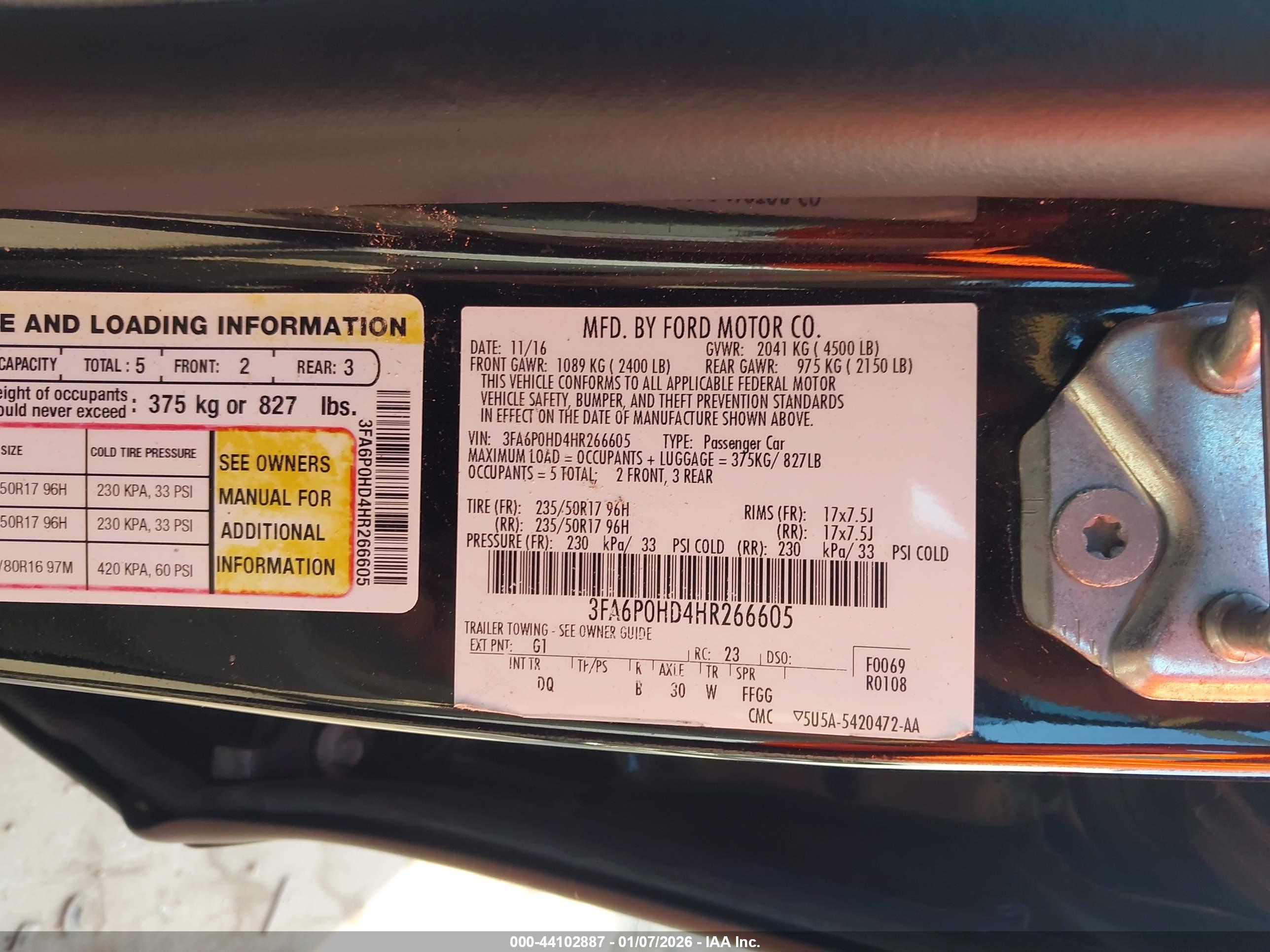 FORD FUSION image 9