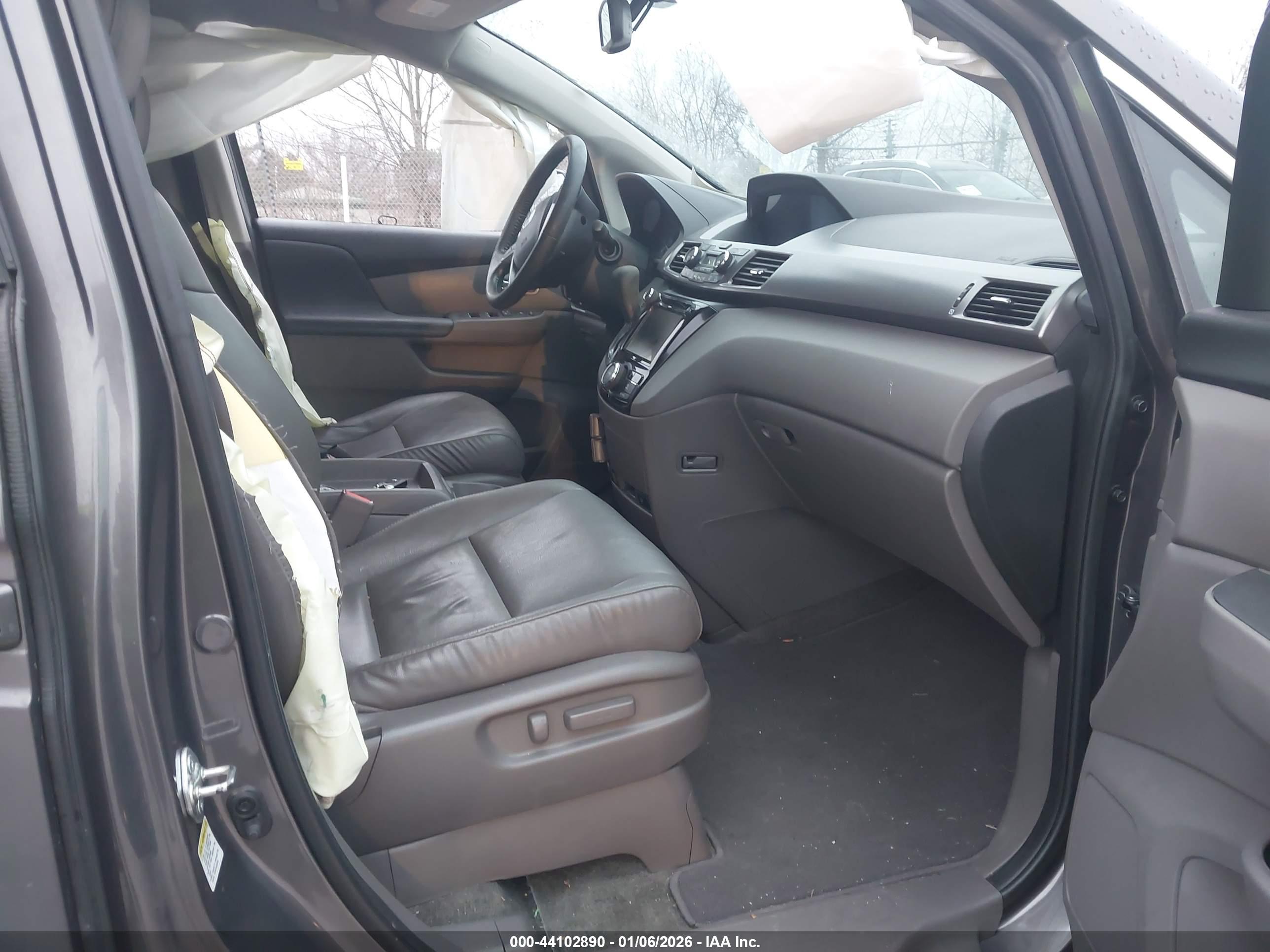 HONDA ODYSSEY image 5