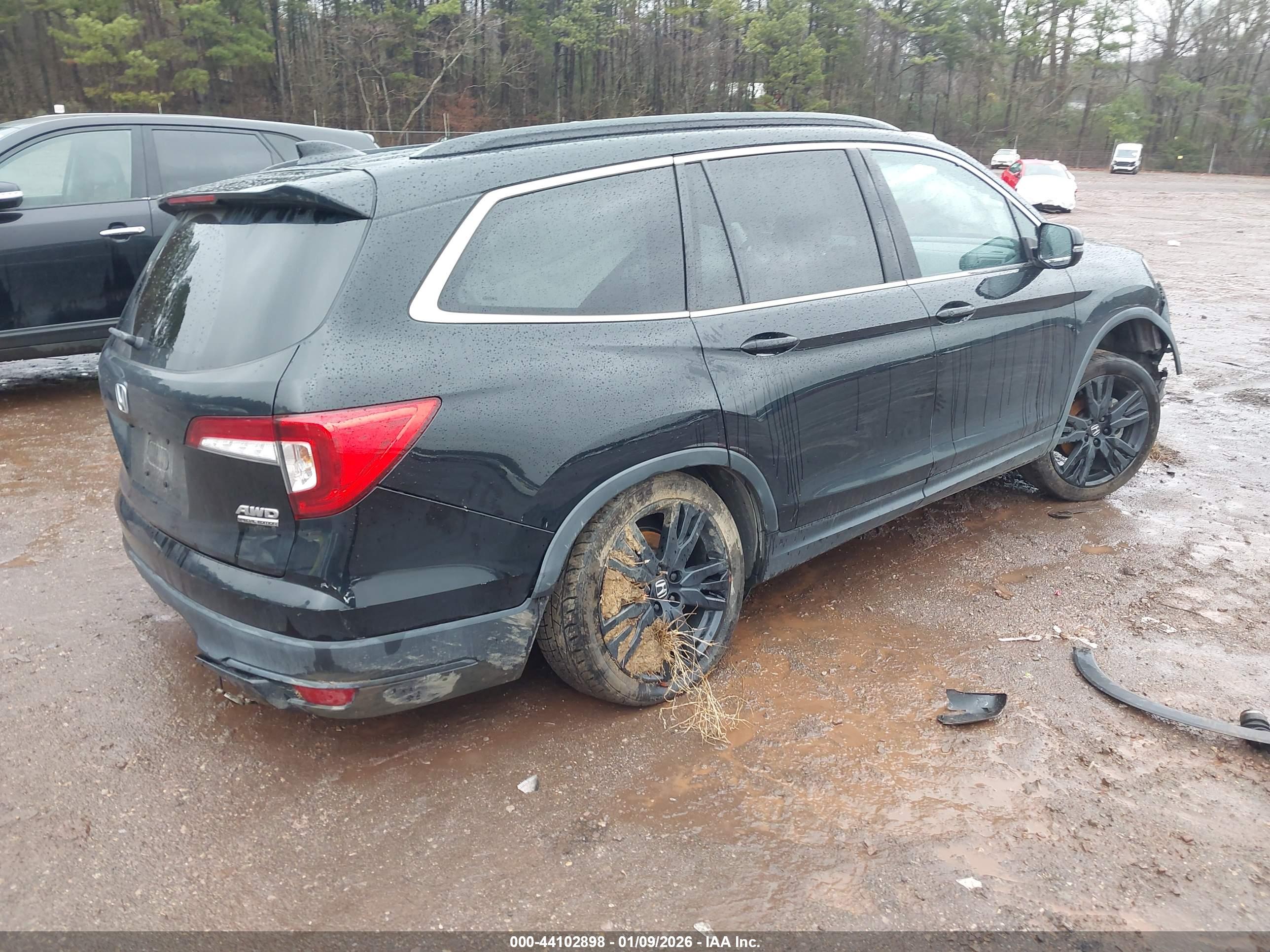 HONDA PILOT image 4