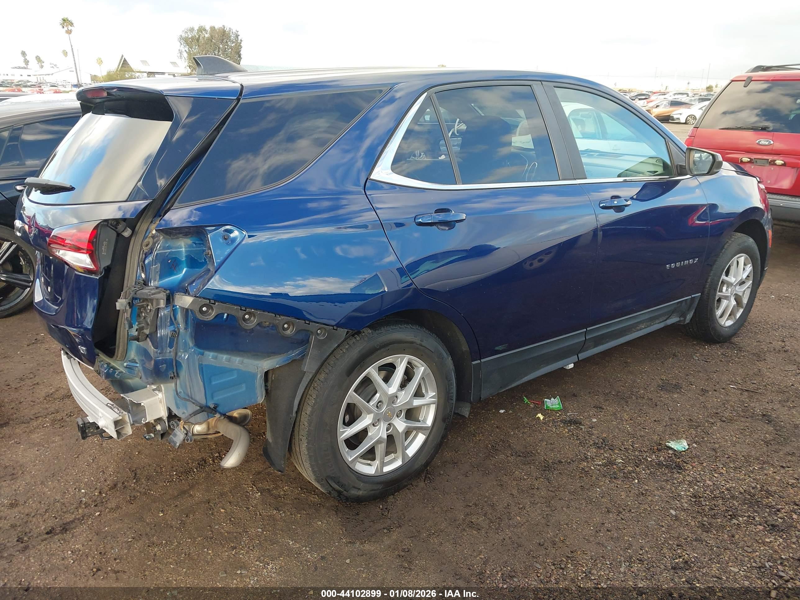 CHEVROLET EQUINOX image 4