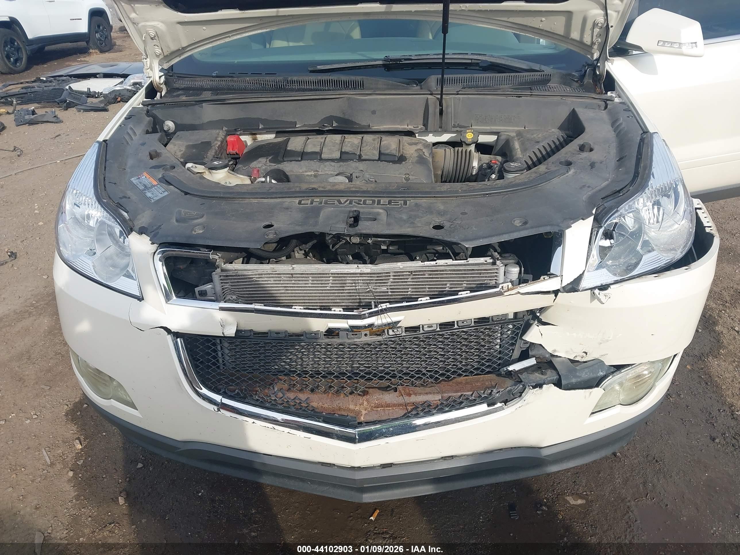 CHEVROLET TRAVERSE image 10