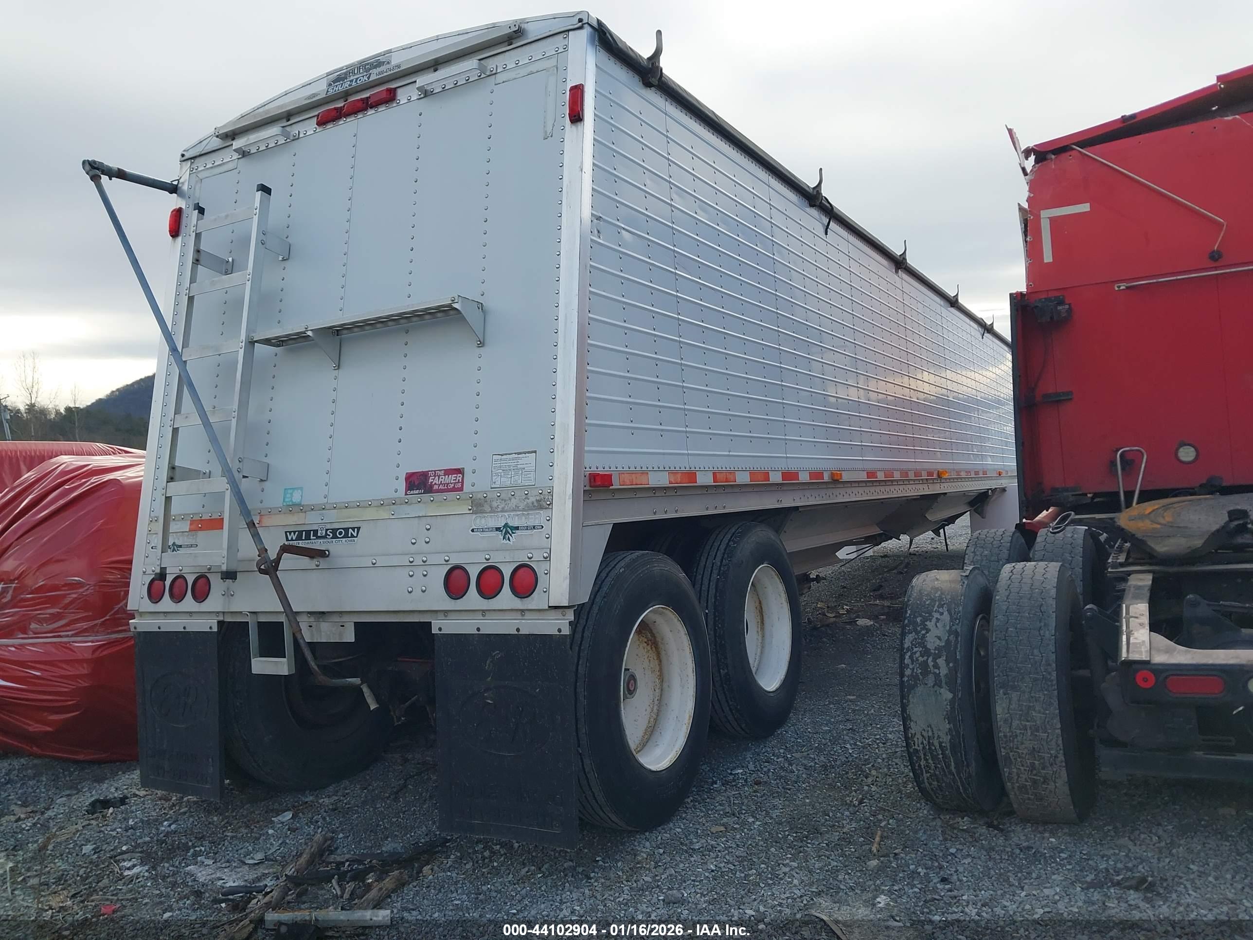 WILSON TRAILER image 4