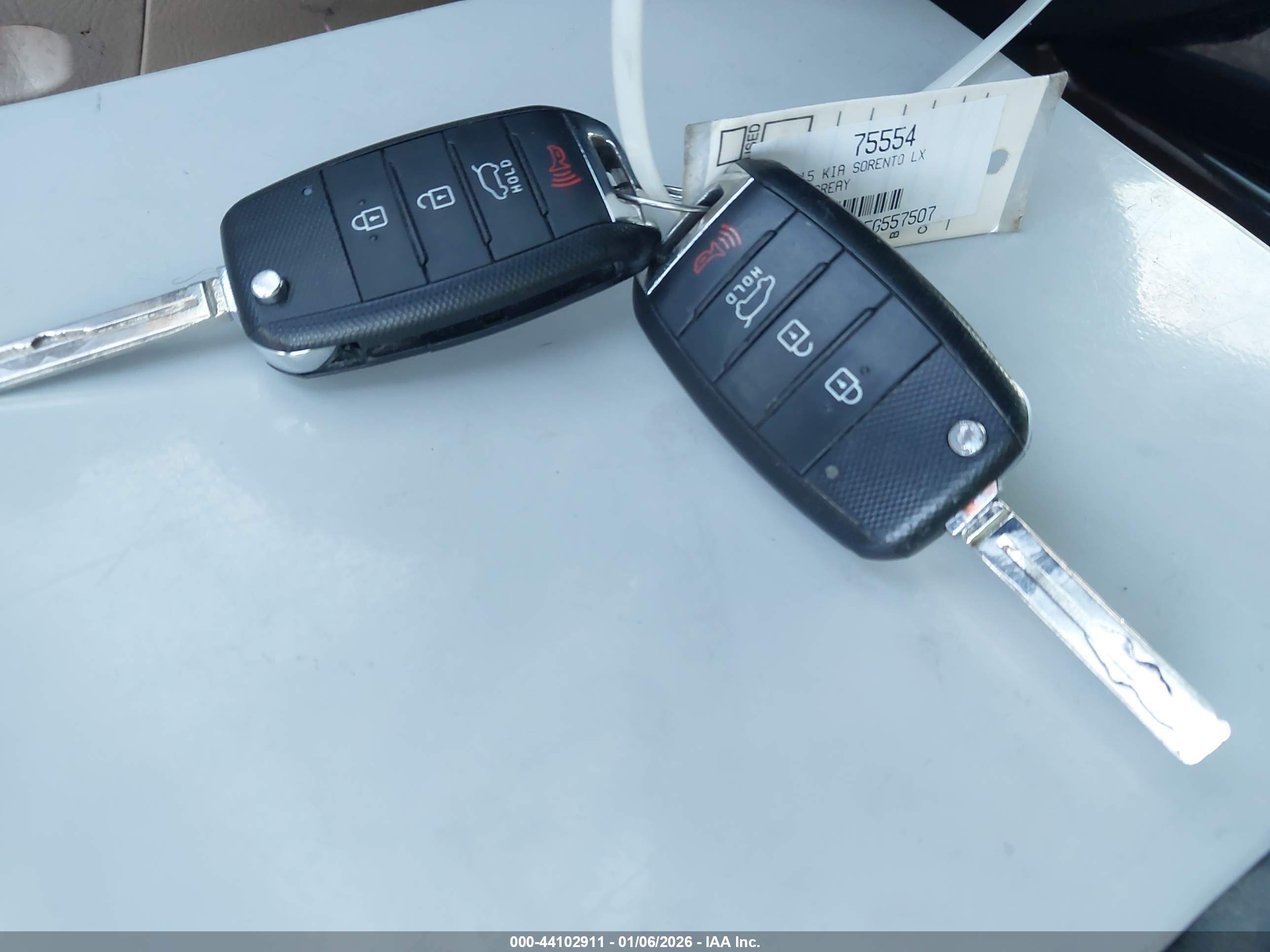KIA SORENTO image 11