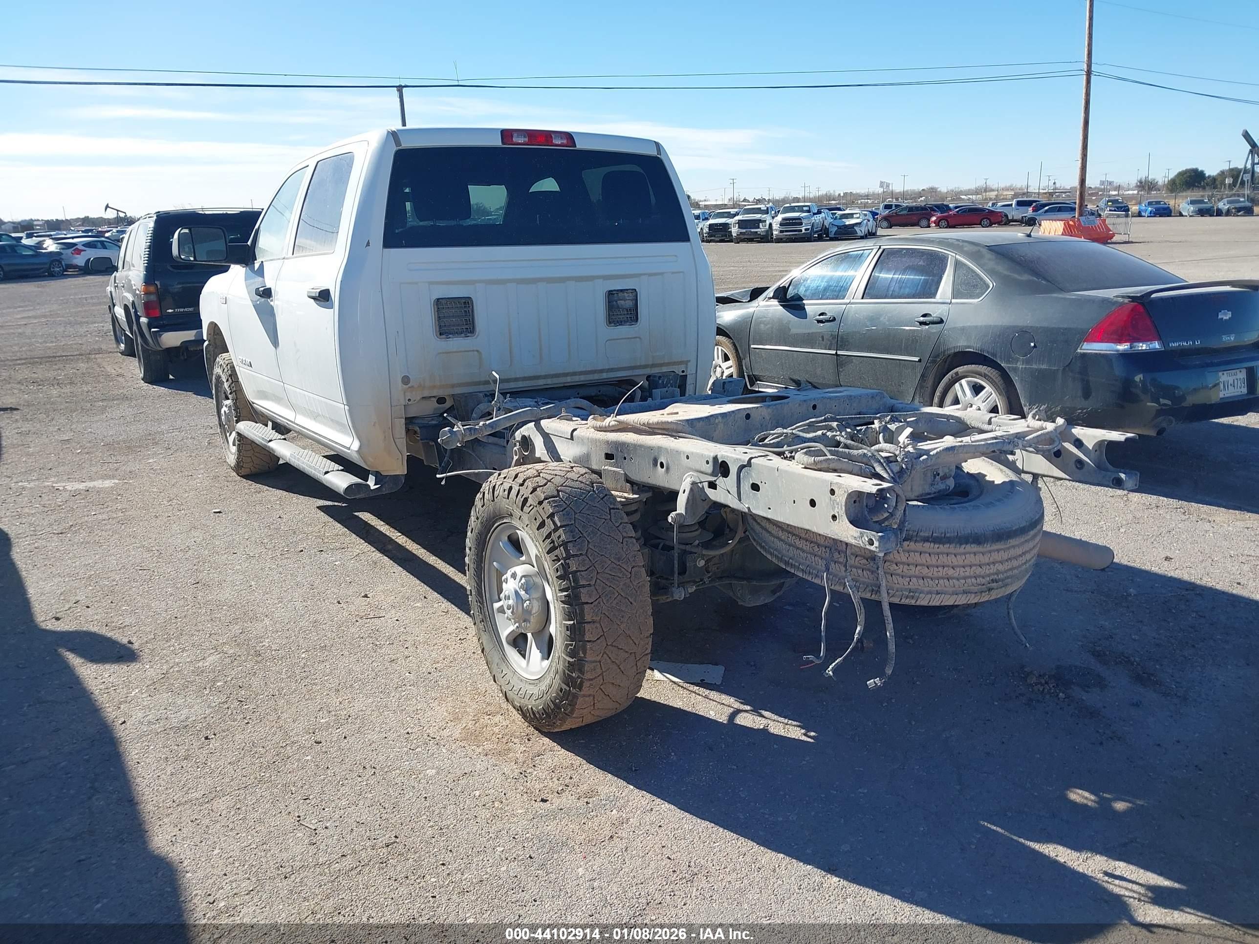 RAM 2500 image 3