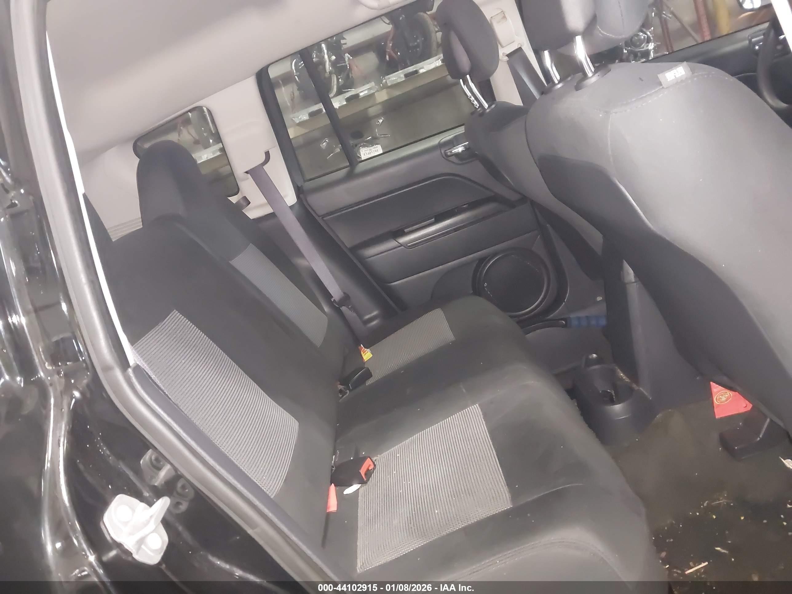 JEEP COMPASS image 8