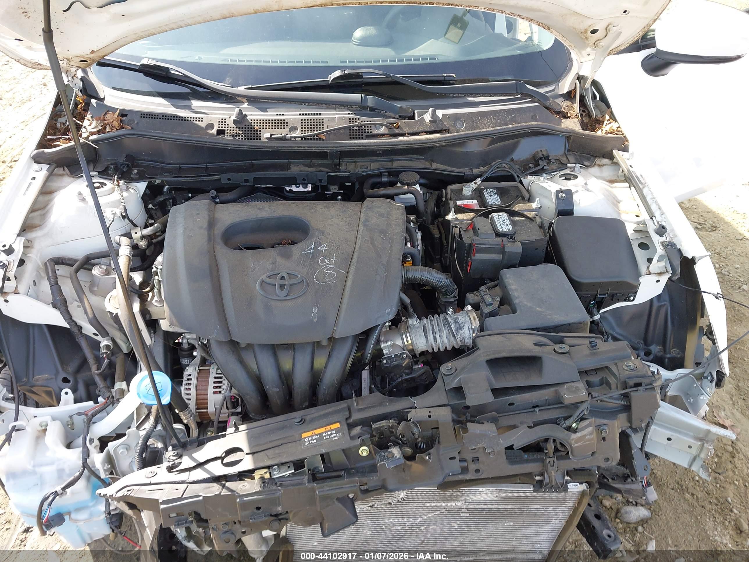 TOYOTA YARIS image 10