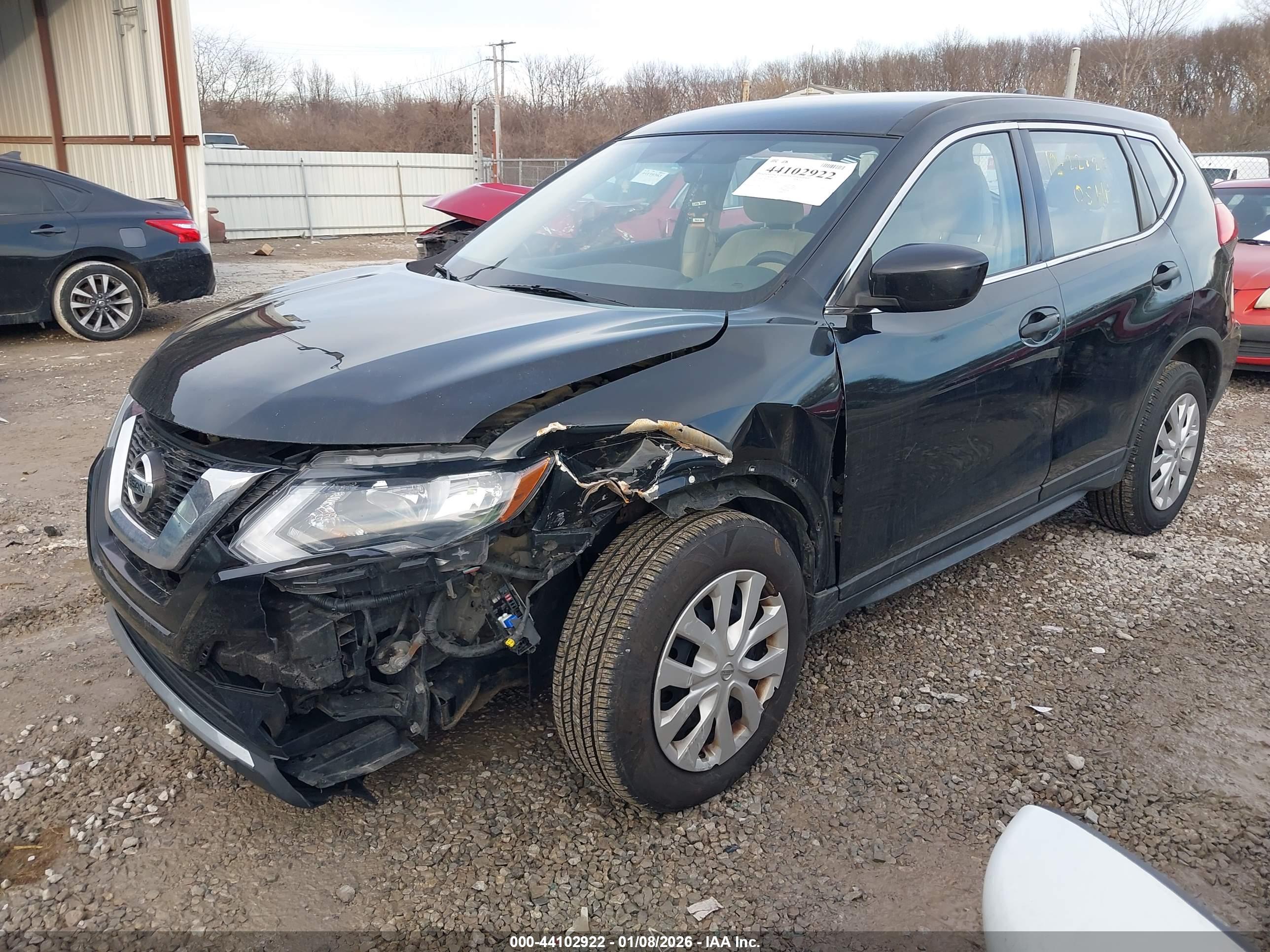 NISSAN ROGUE image 2