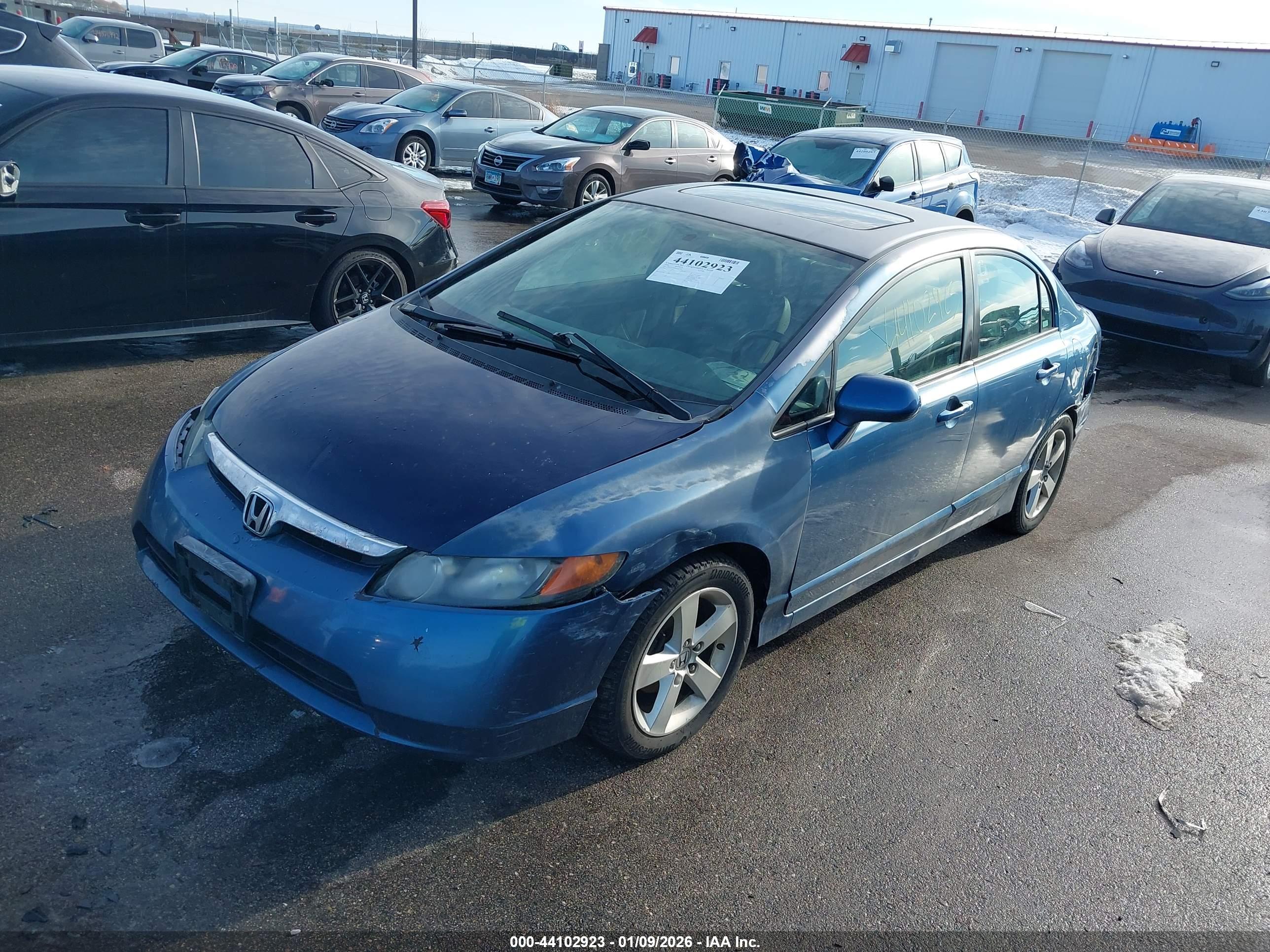 HONDA CIVIC image 2