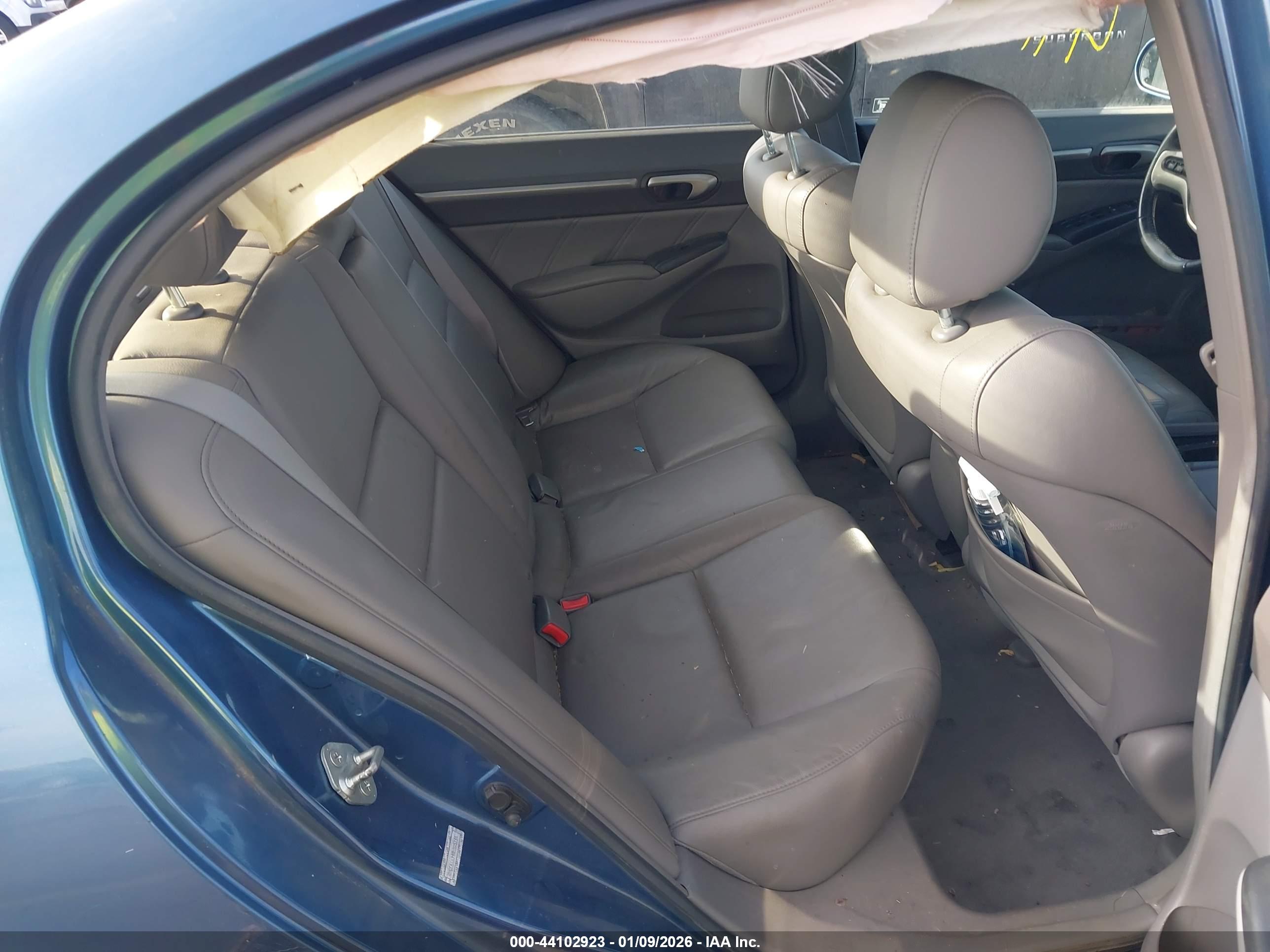 HONDA CIVIC image 8