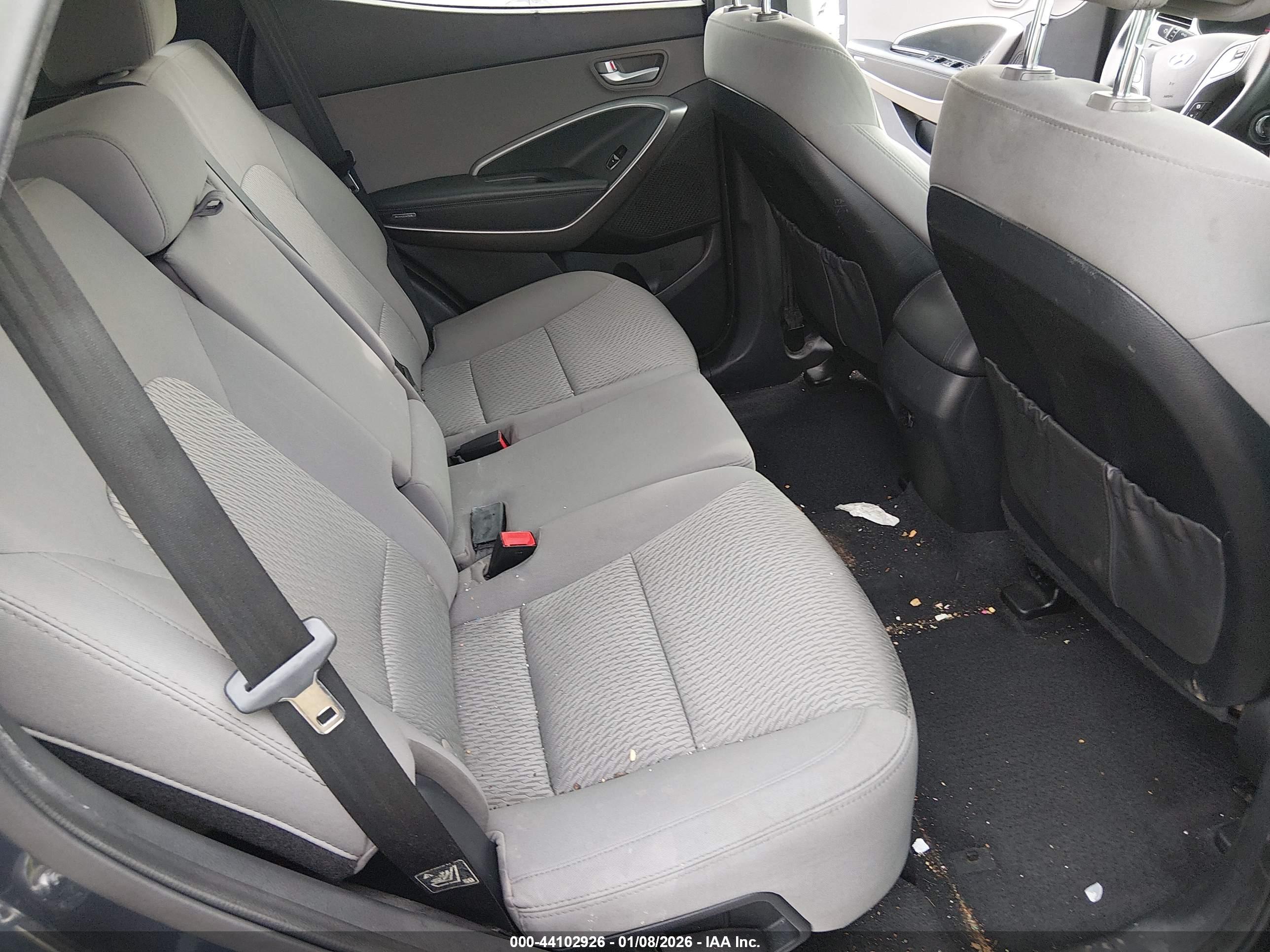 HYUNDAI SANTA image 8