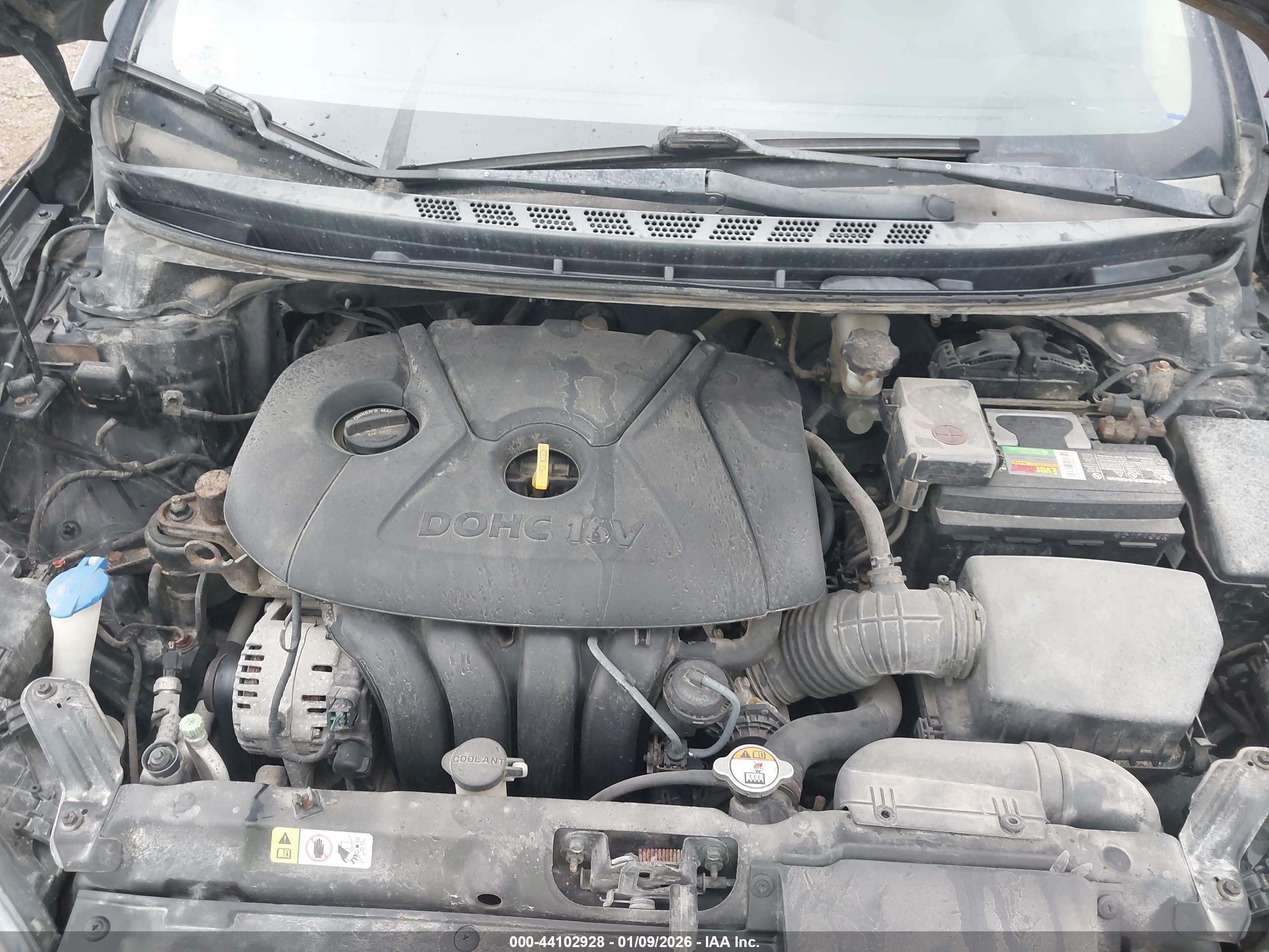 HYUNDAI ELANTRA image 10