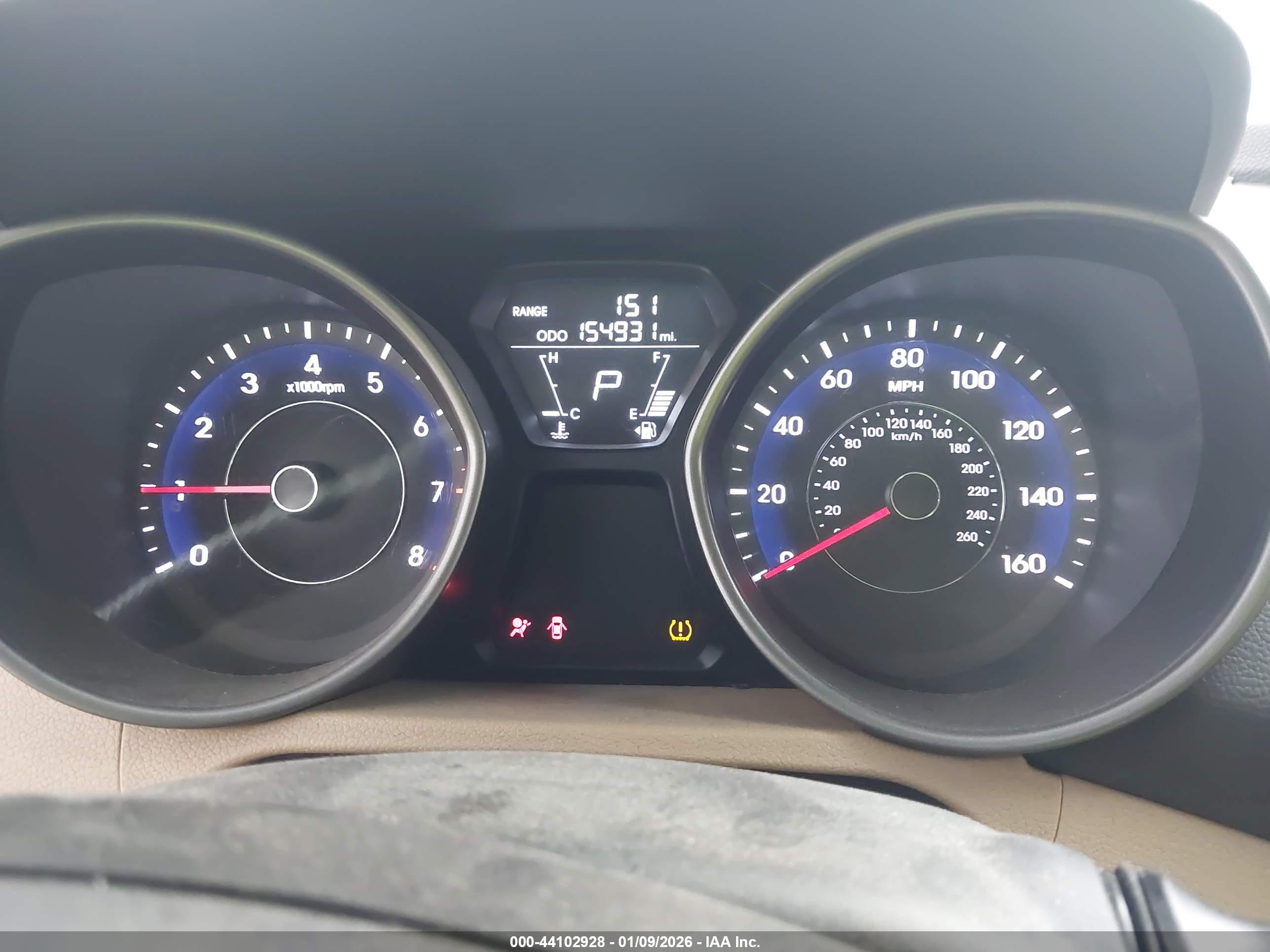 HYUNDAI ELANTRA image 7