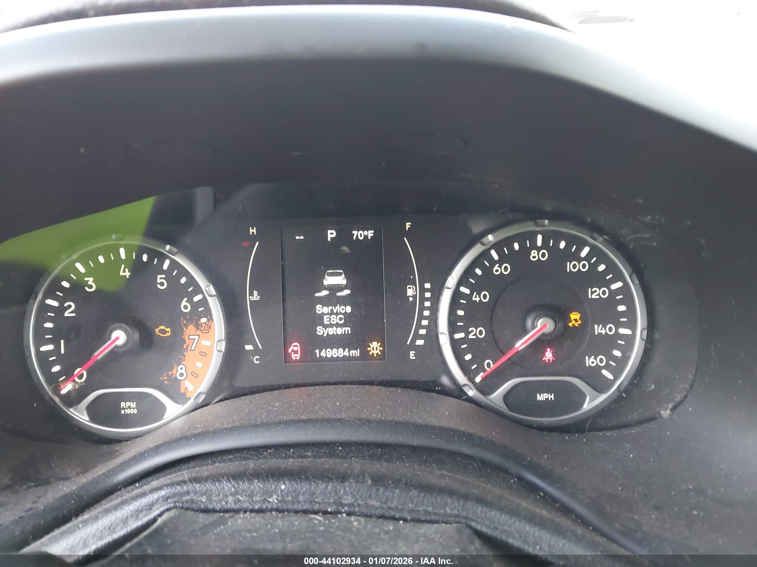 JEEP RENEGADE image 7