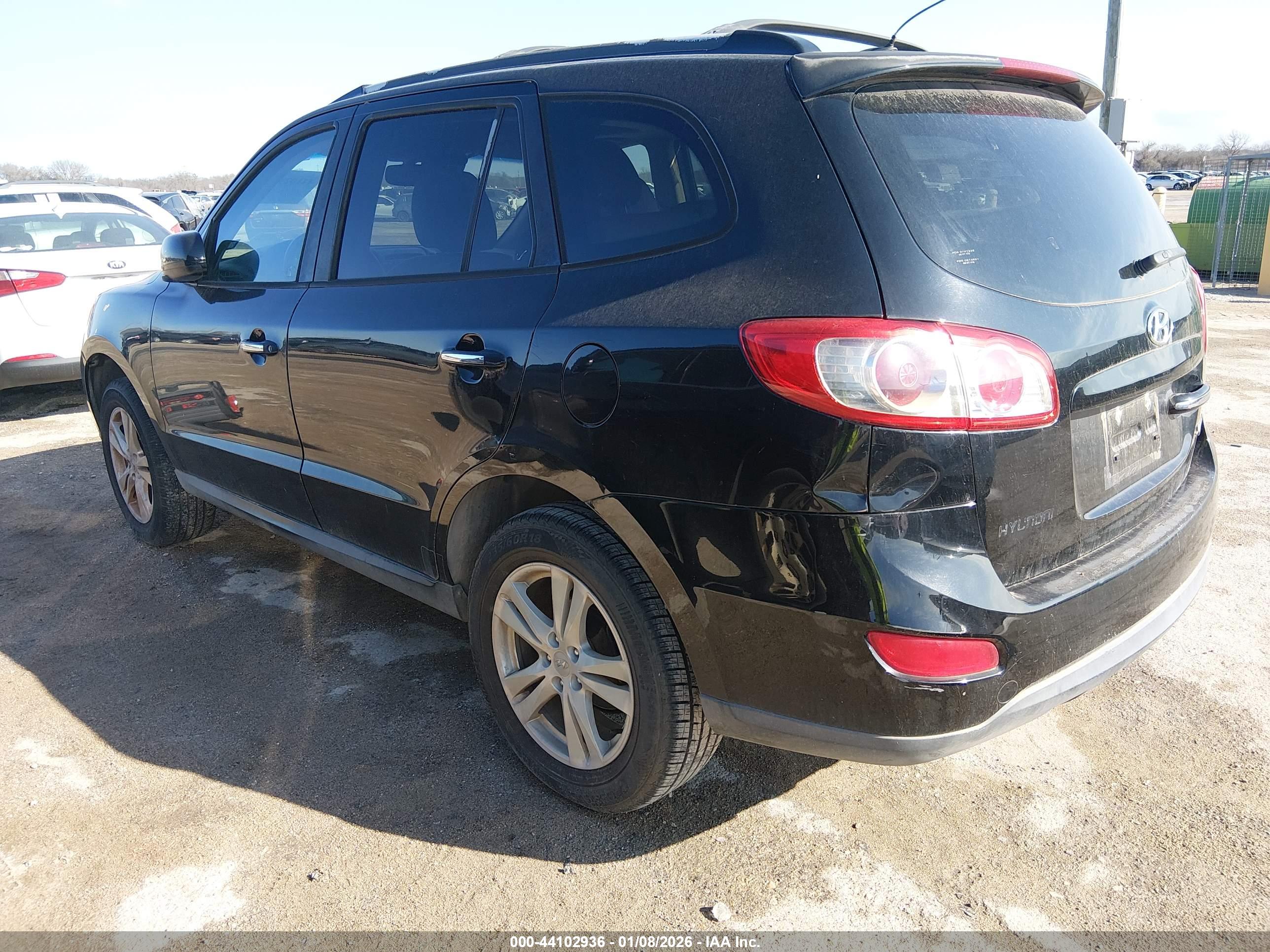 HYUNDAI SANTA image 3