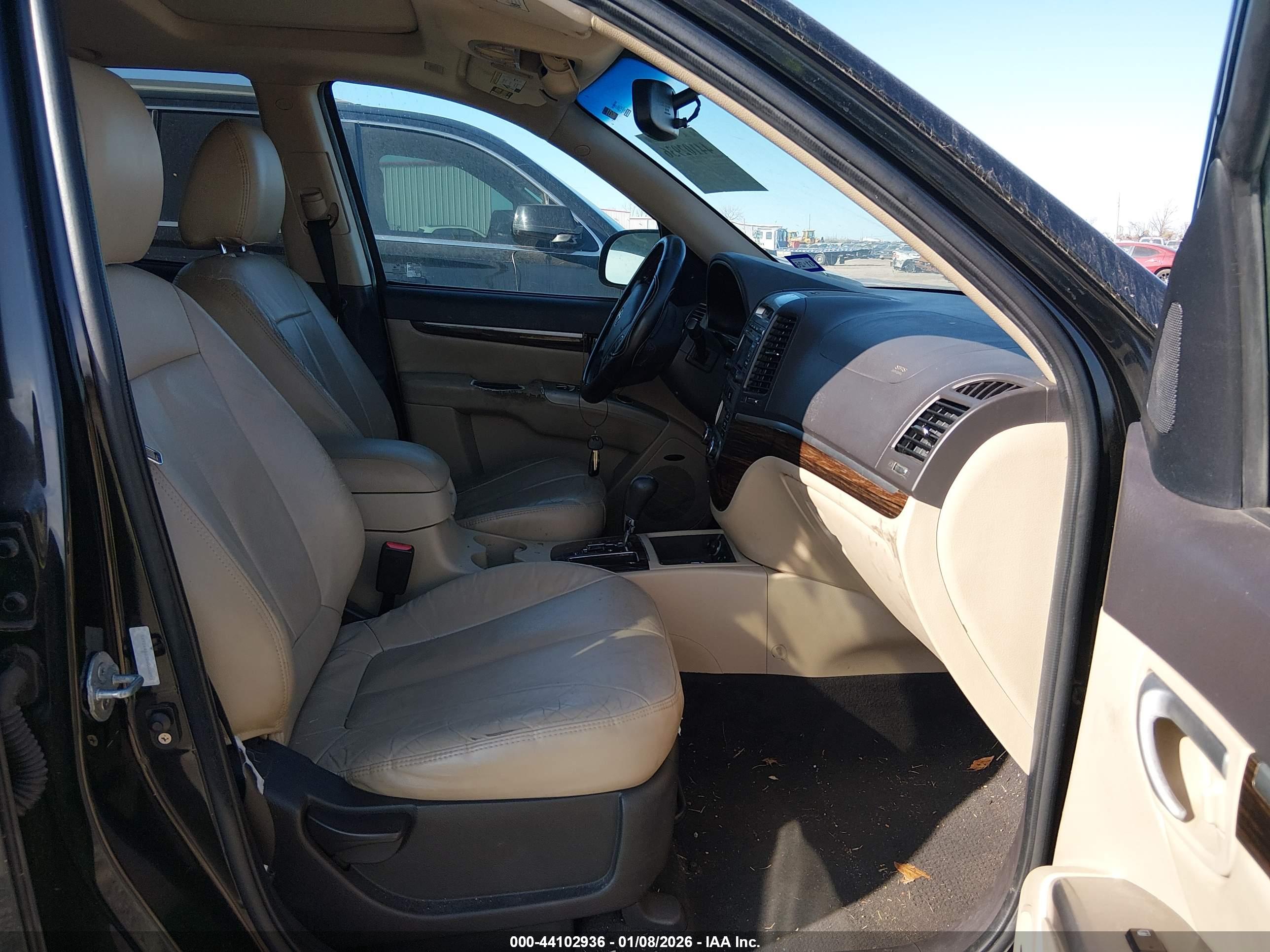 HYUNDAI SANTA image 5