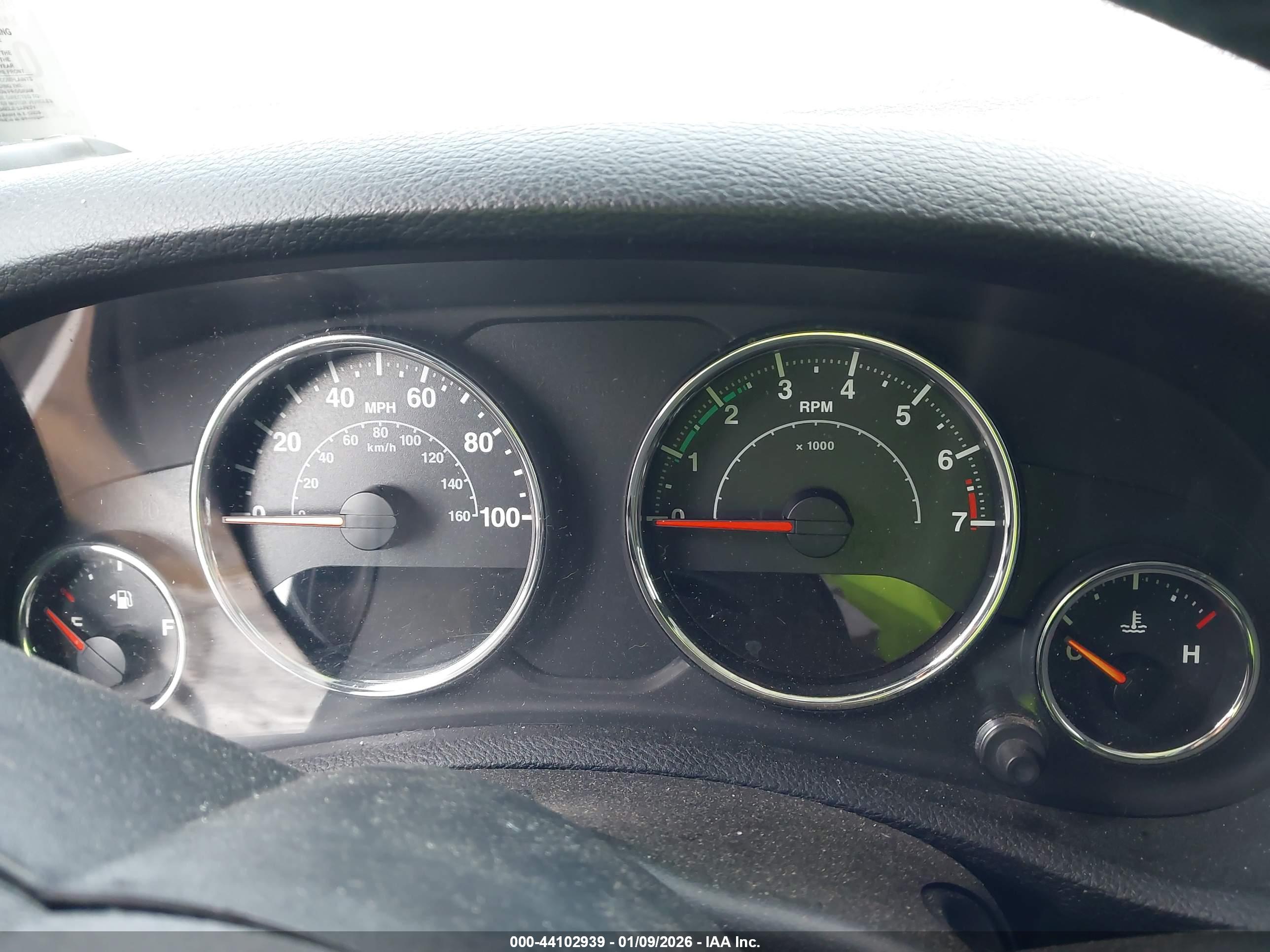 JEEP WRANGLER image 7