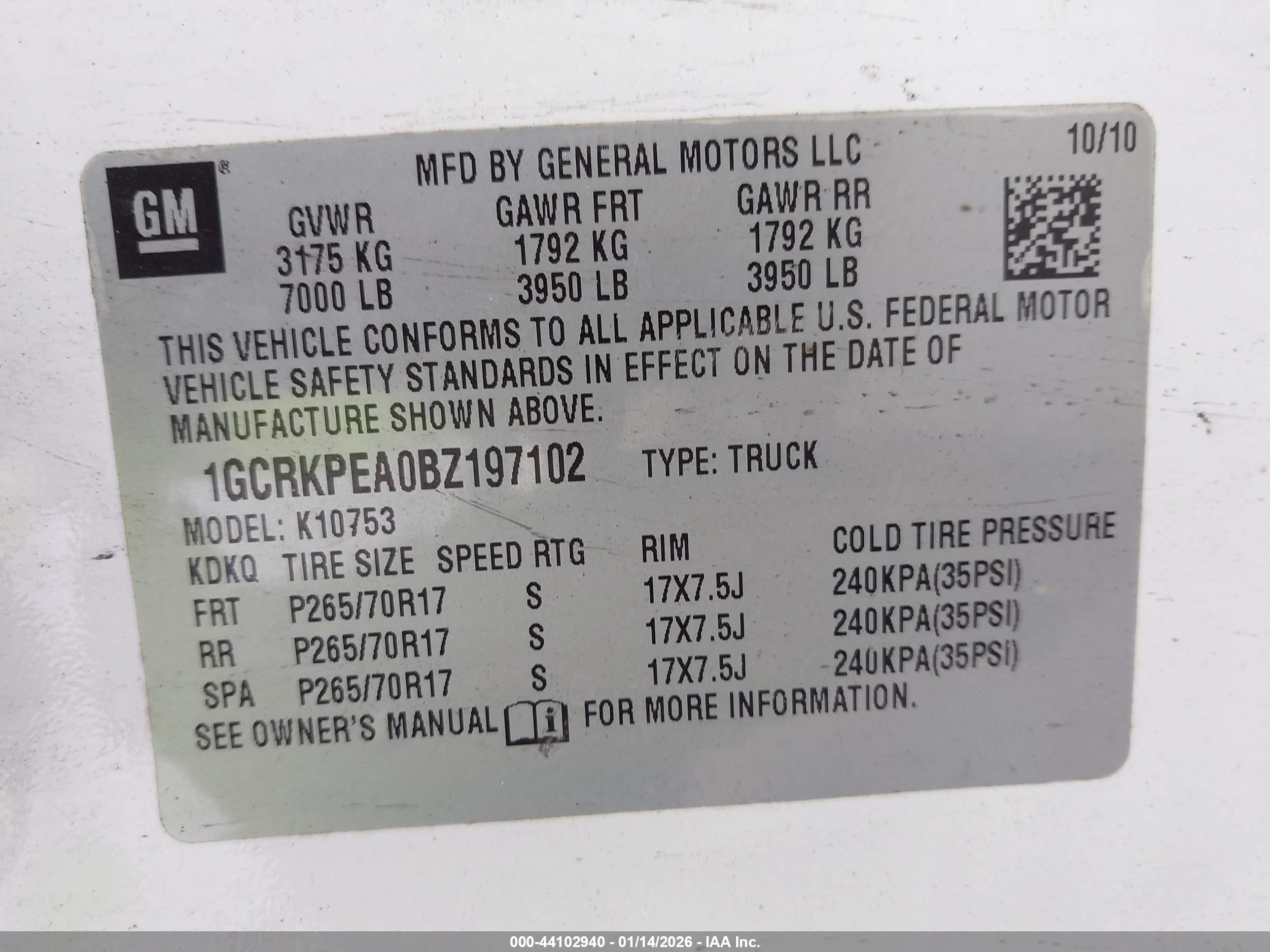 CHEVROLET SILVERADO image 9