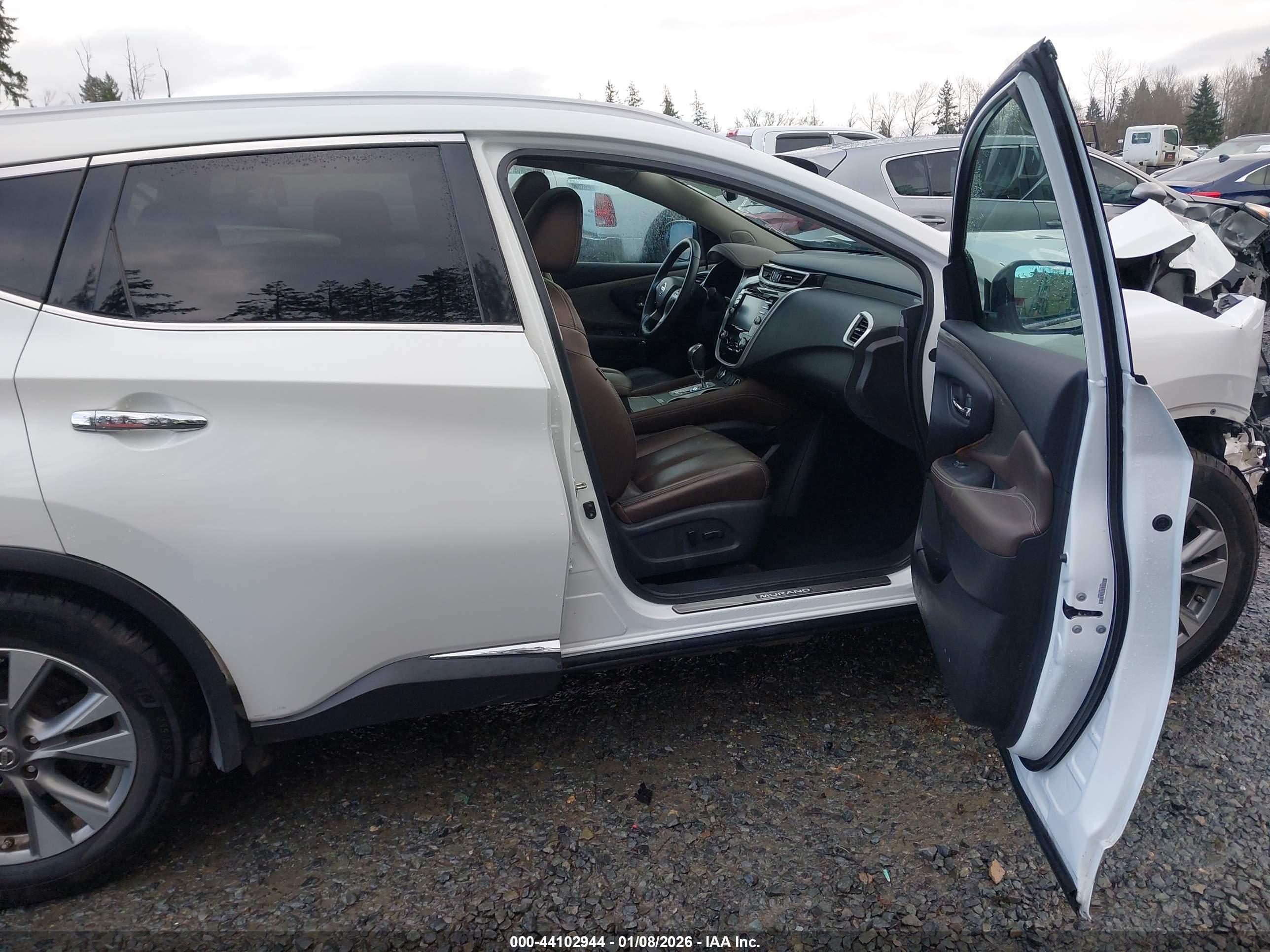 NISSAN MURANO image 5