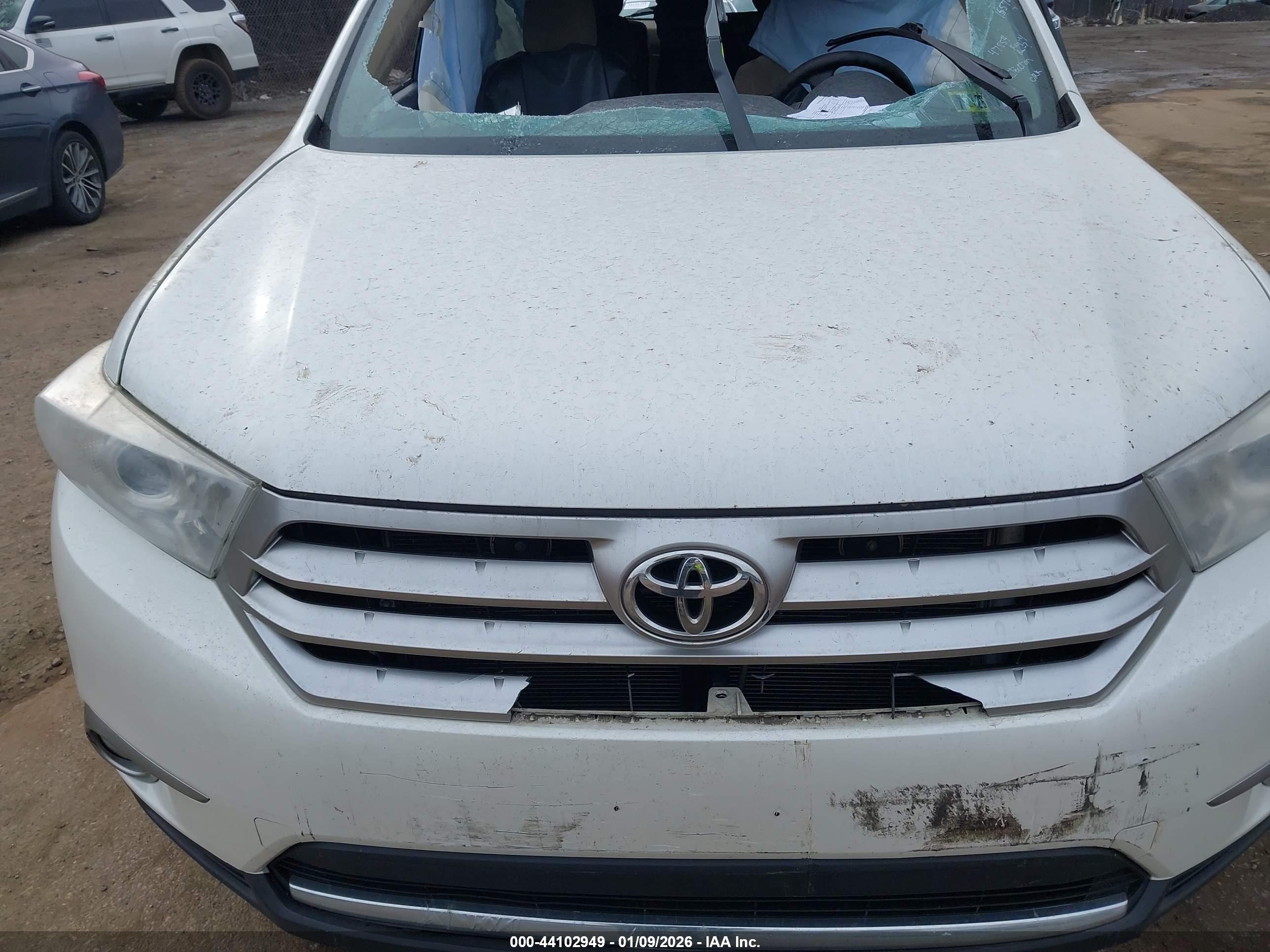 TOYOTA HIGHLANDER image 10