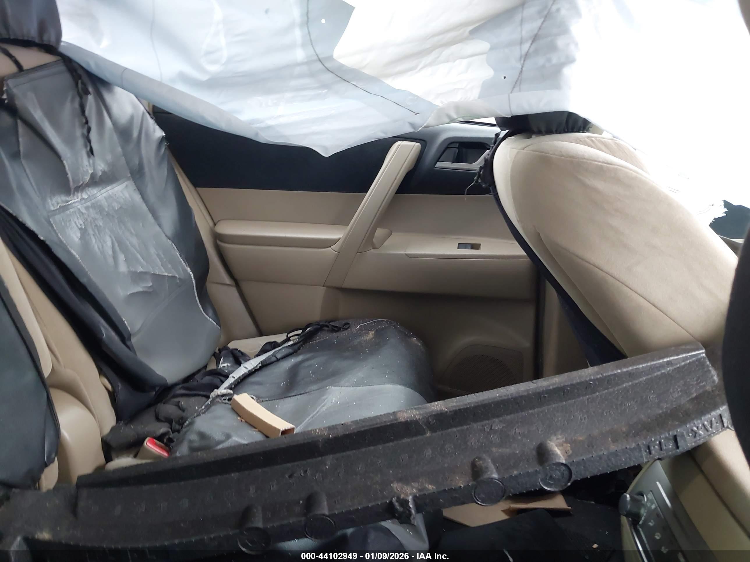TOYOTA HIGHLANDER image 8