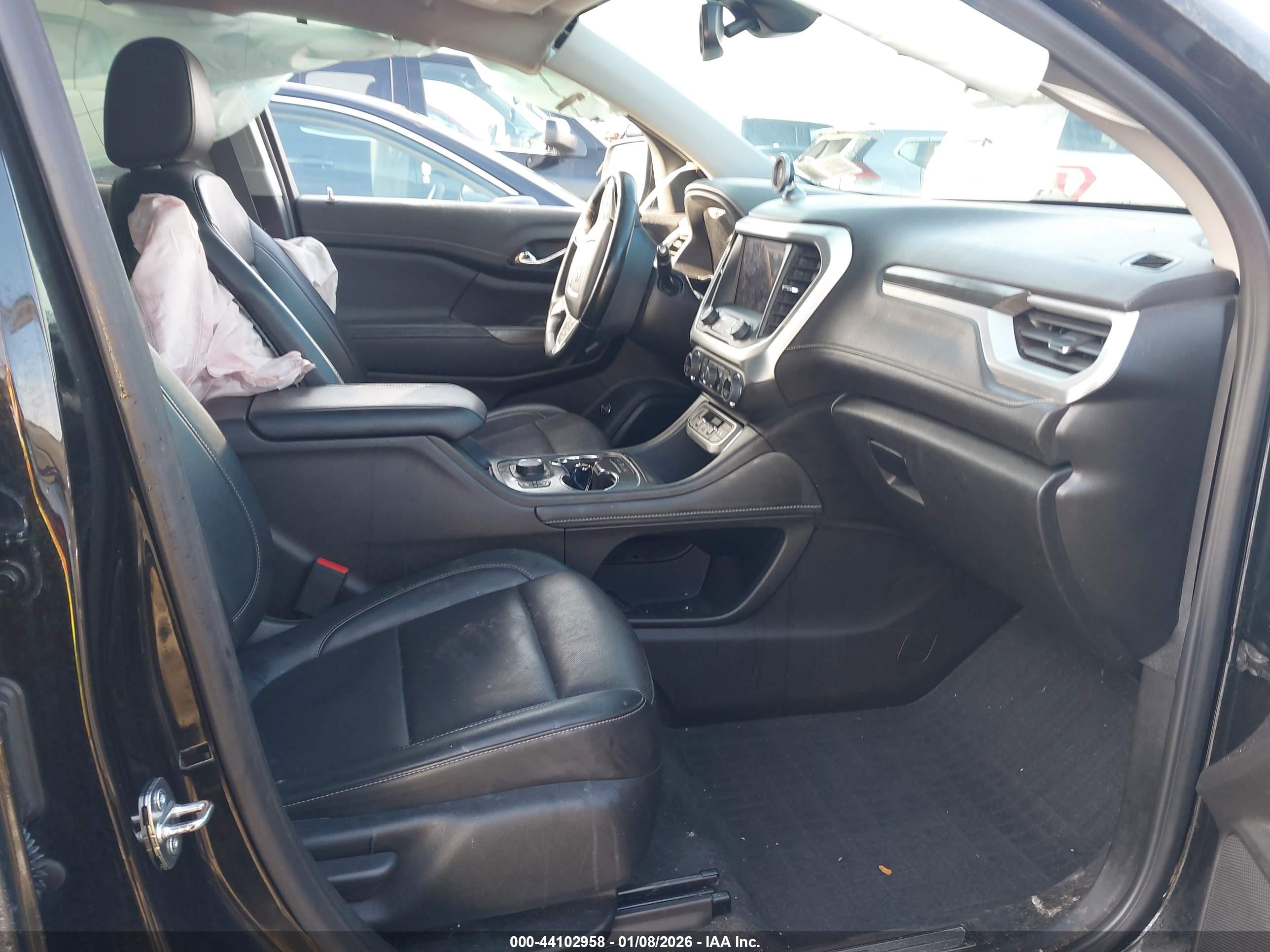 GMC ACADIA image 5