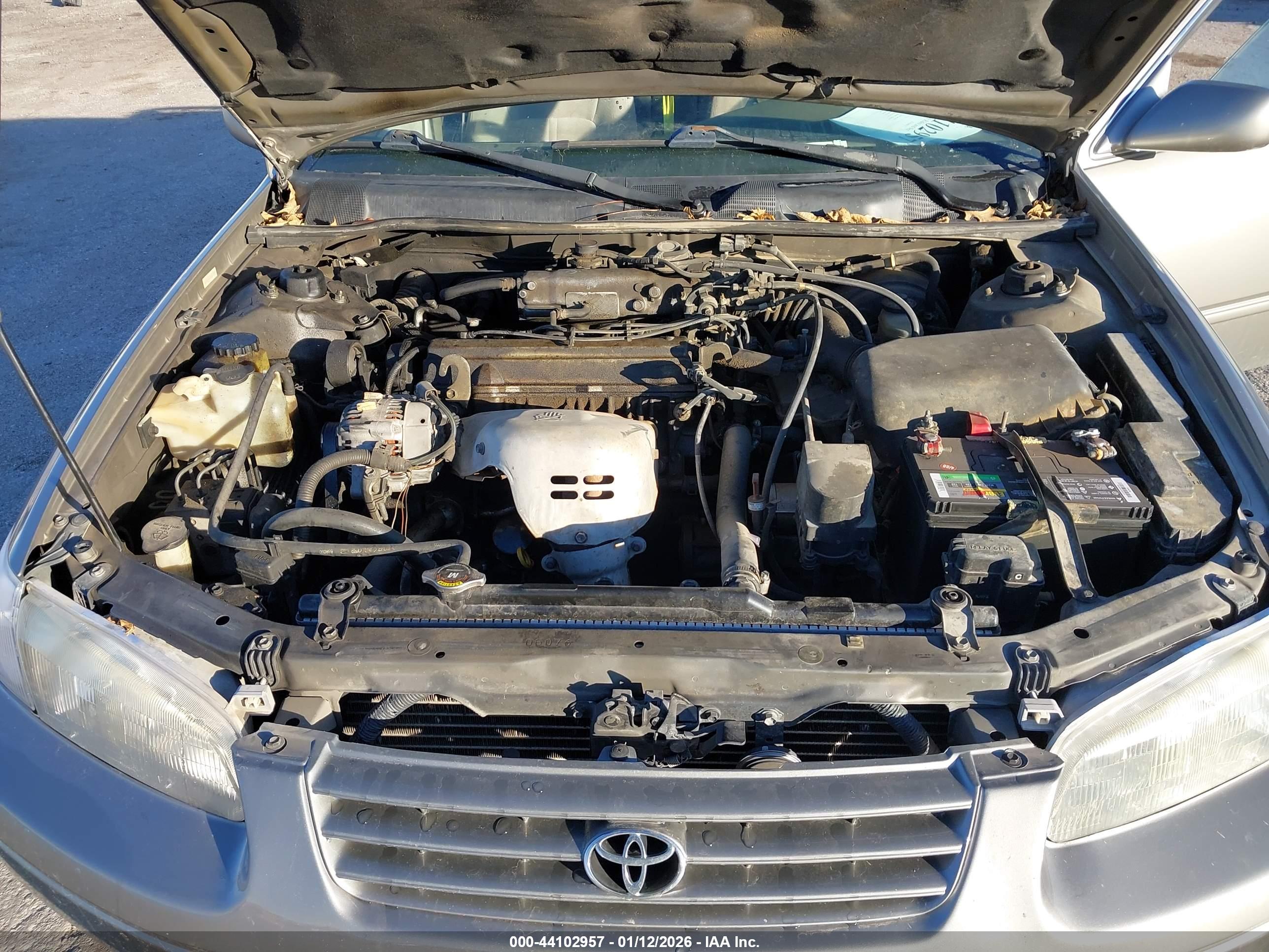 TOYOTA CAMRY image 10