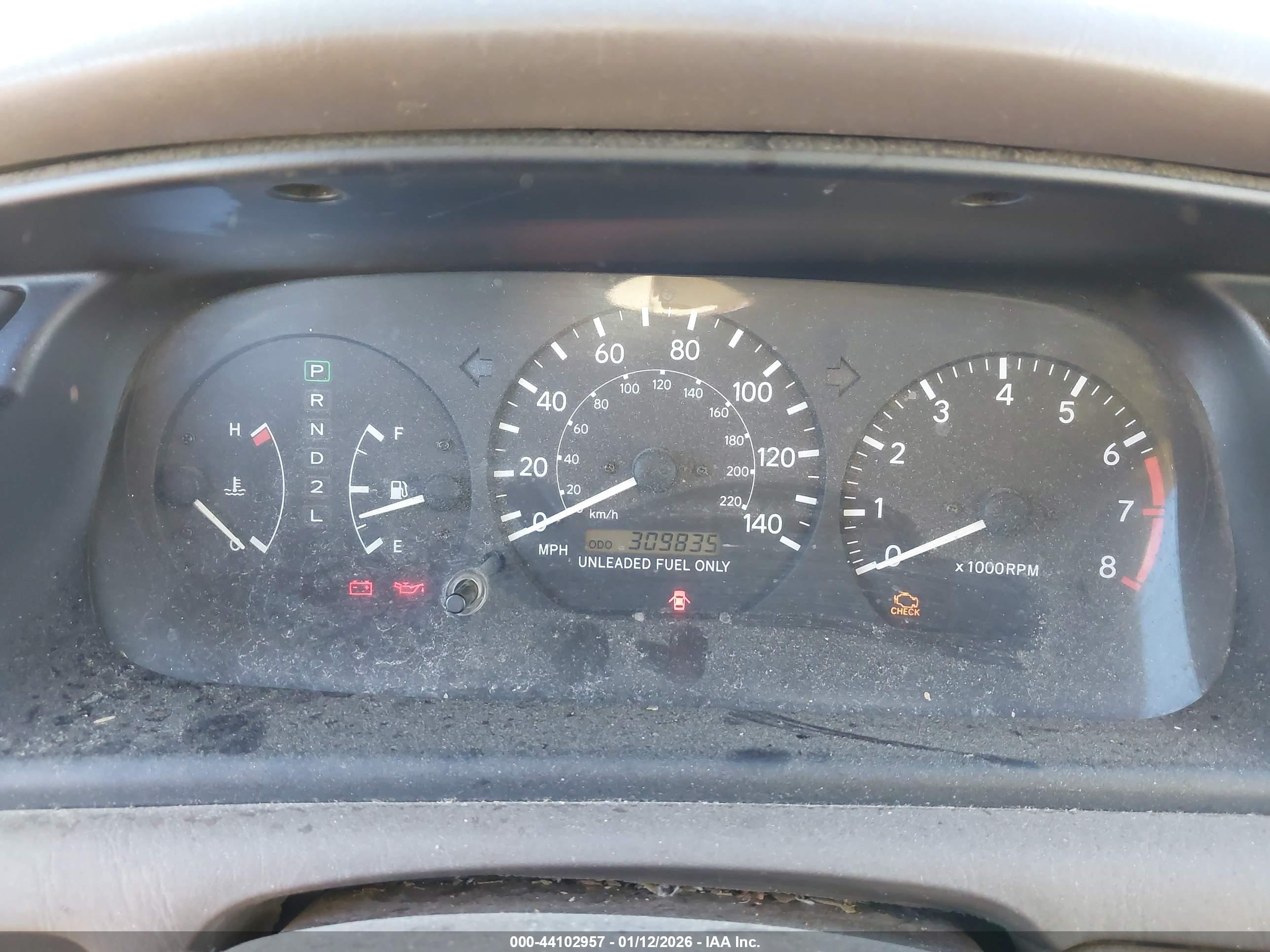 TOYOTA CAMRY image 7