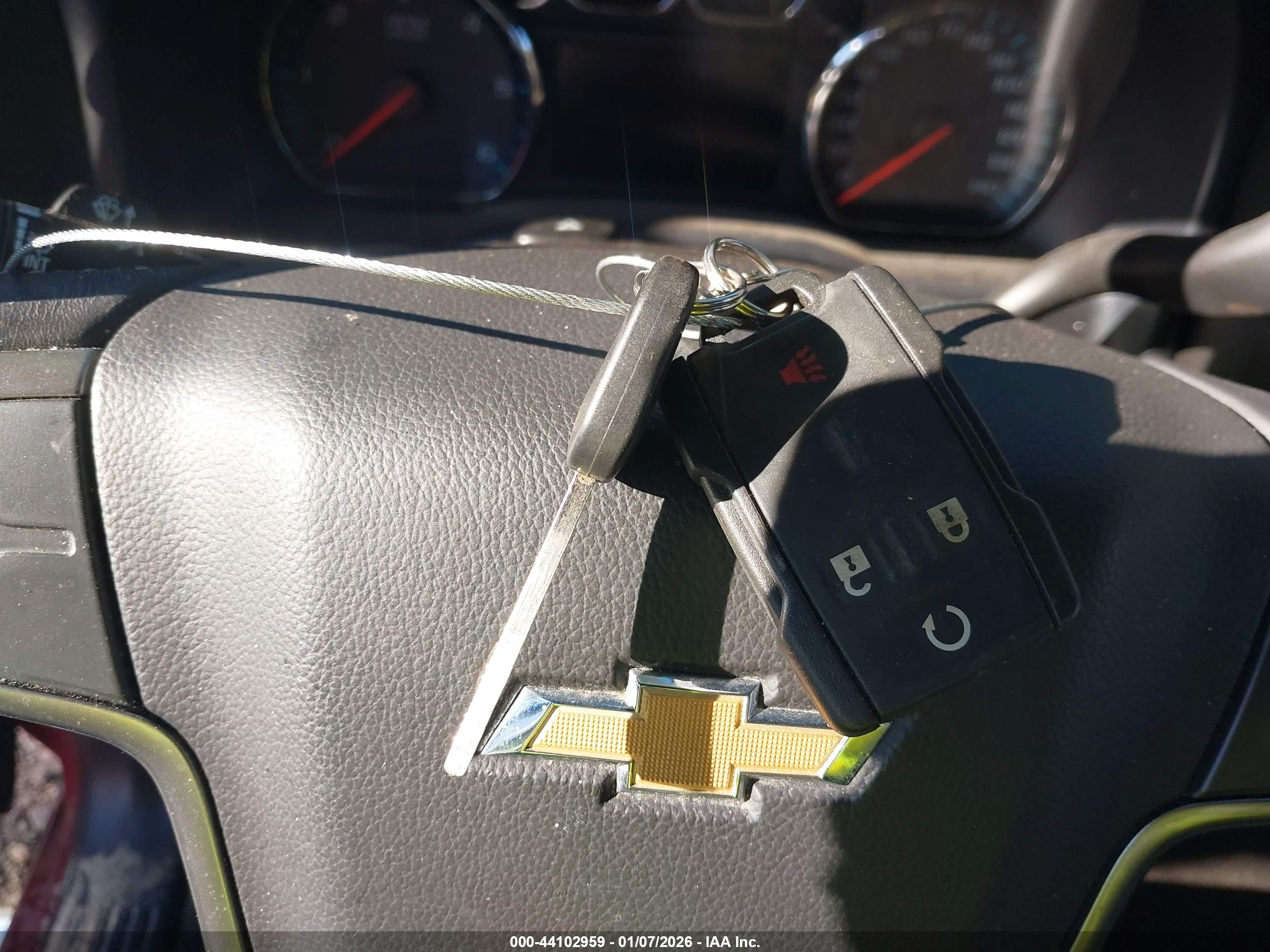CHEVROLET SILVERADO image 11