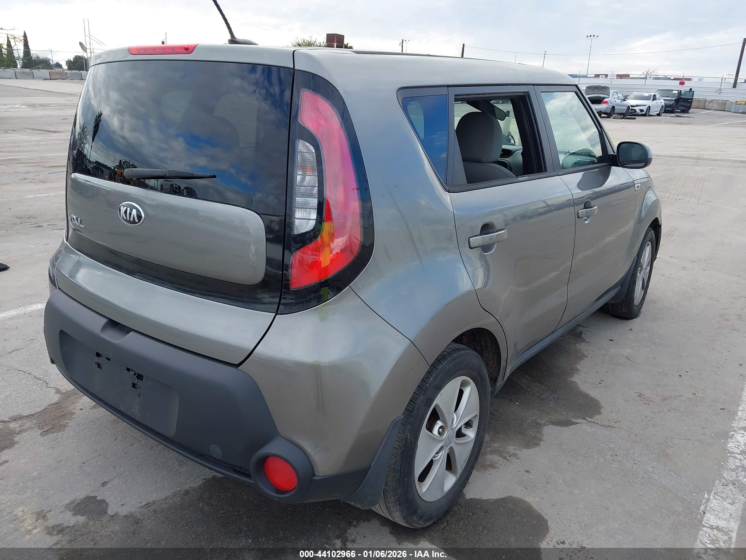 KIA SOUL image 4