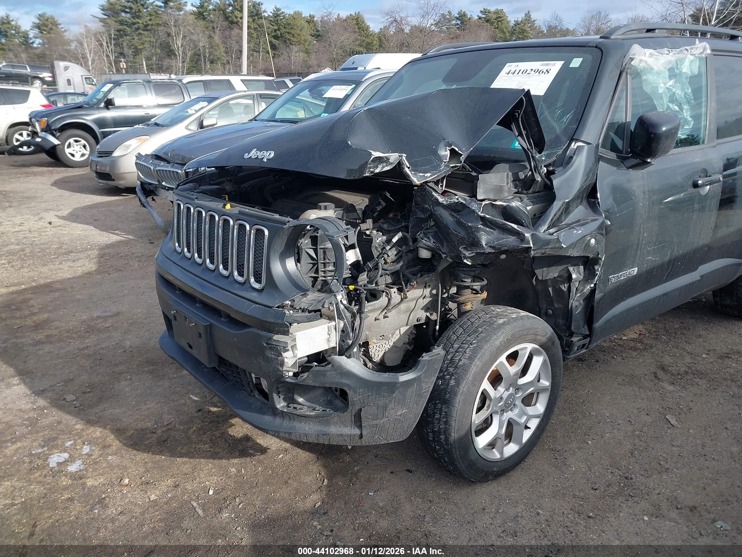 JEEP RENEGADE image 6
