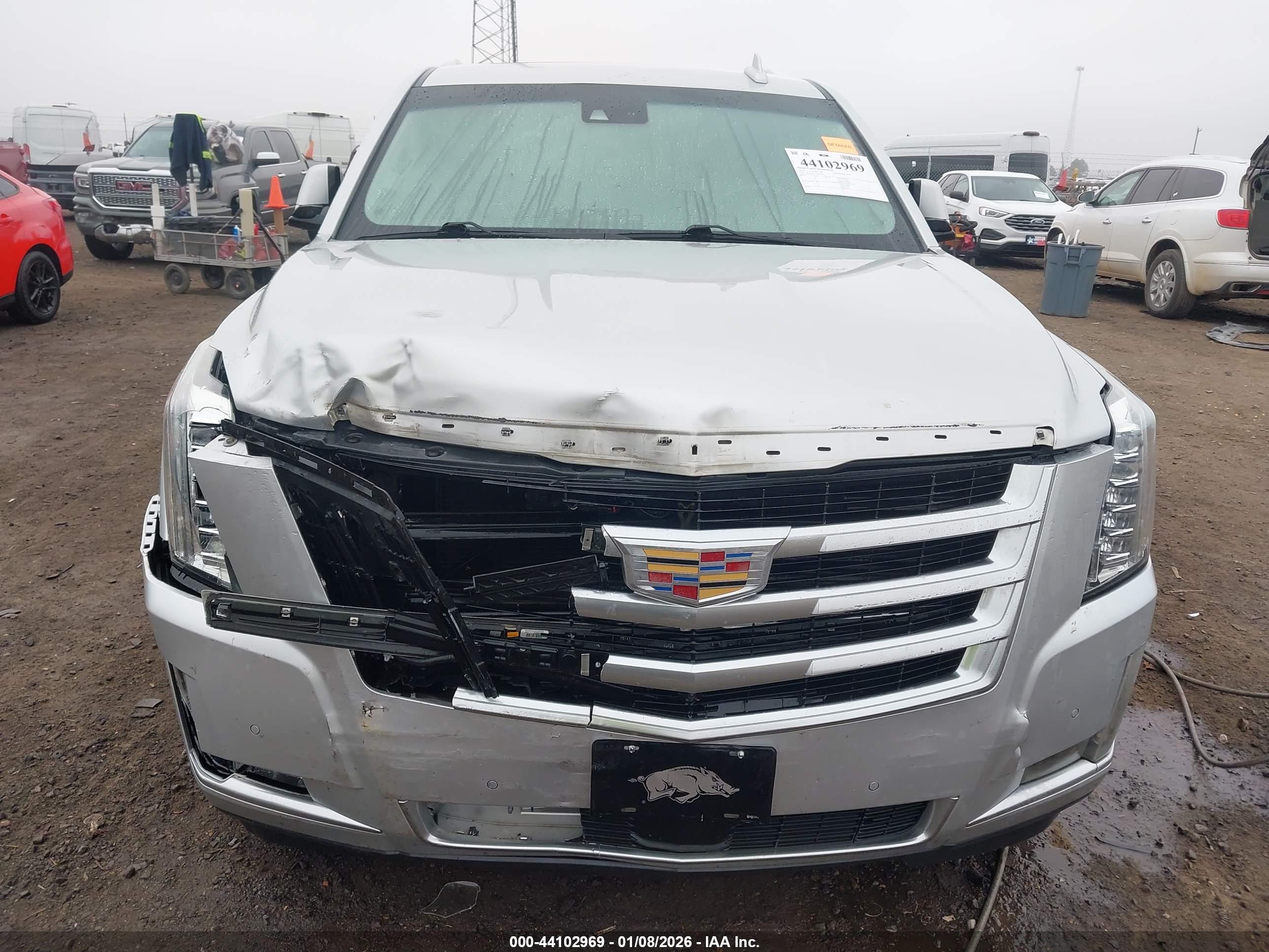 CADILLAC ESCALADE image 6