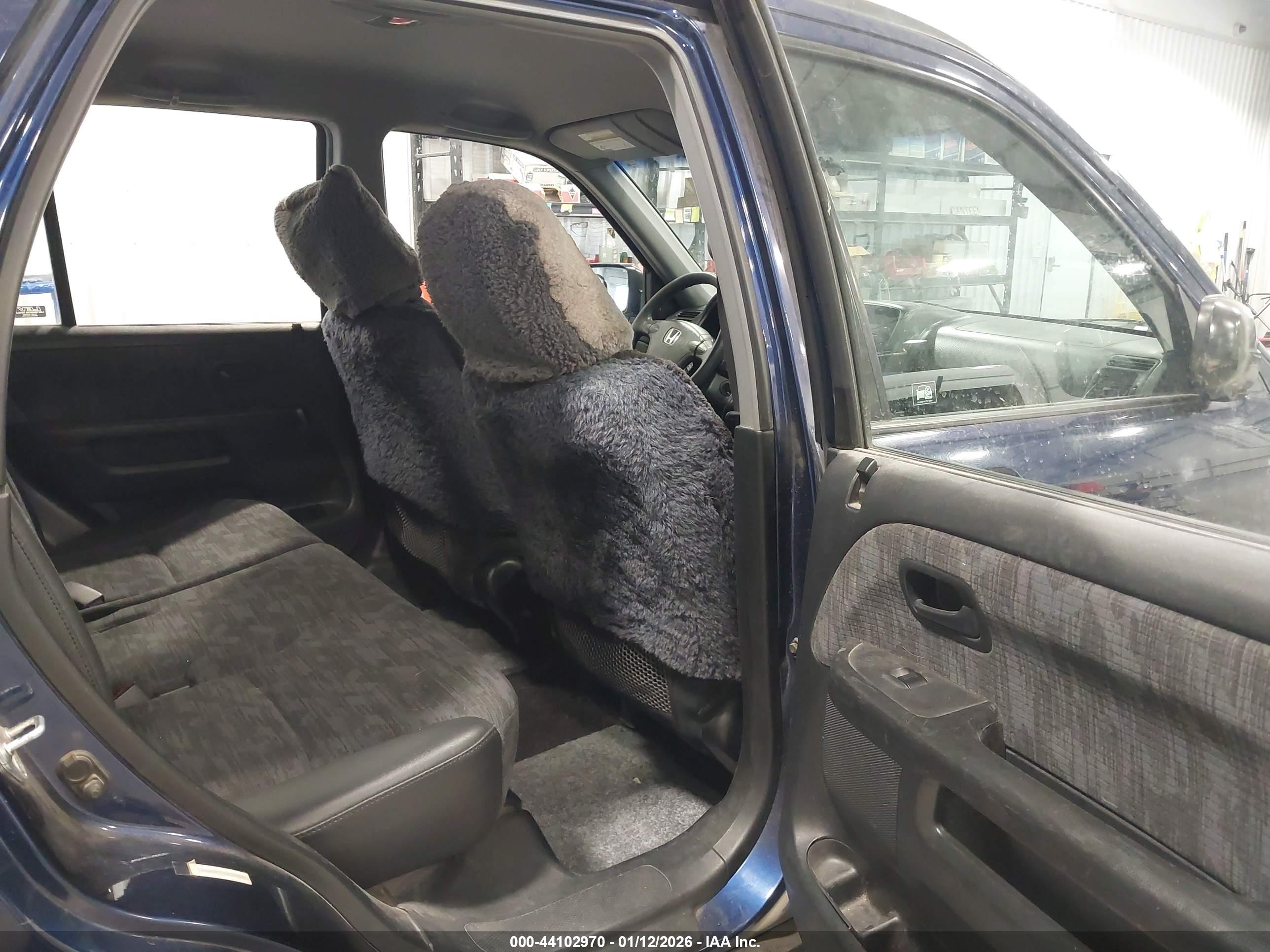 HONDA CR-V image 8