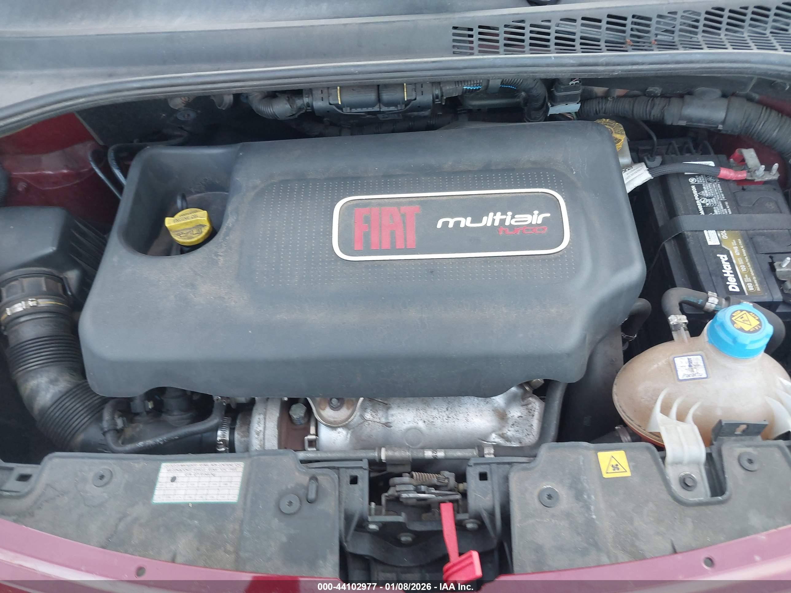 FIAT 500L image 10