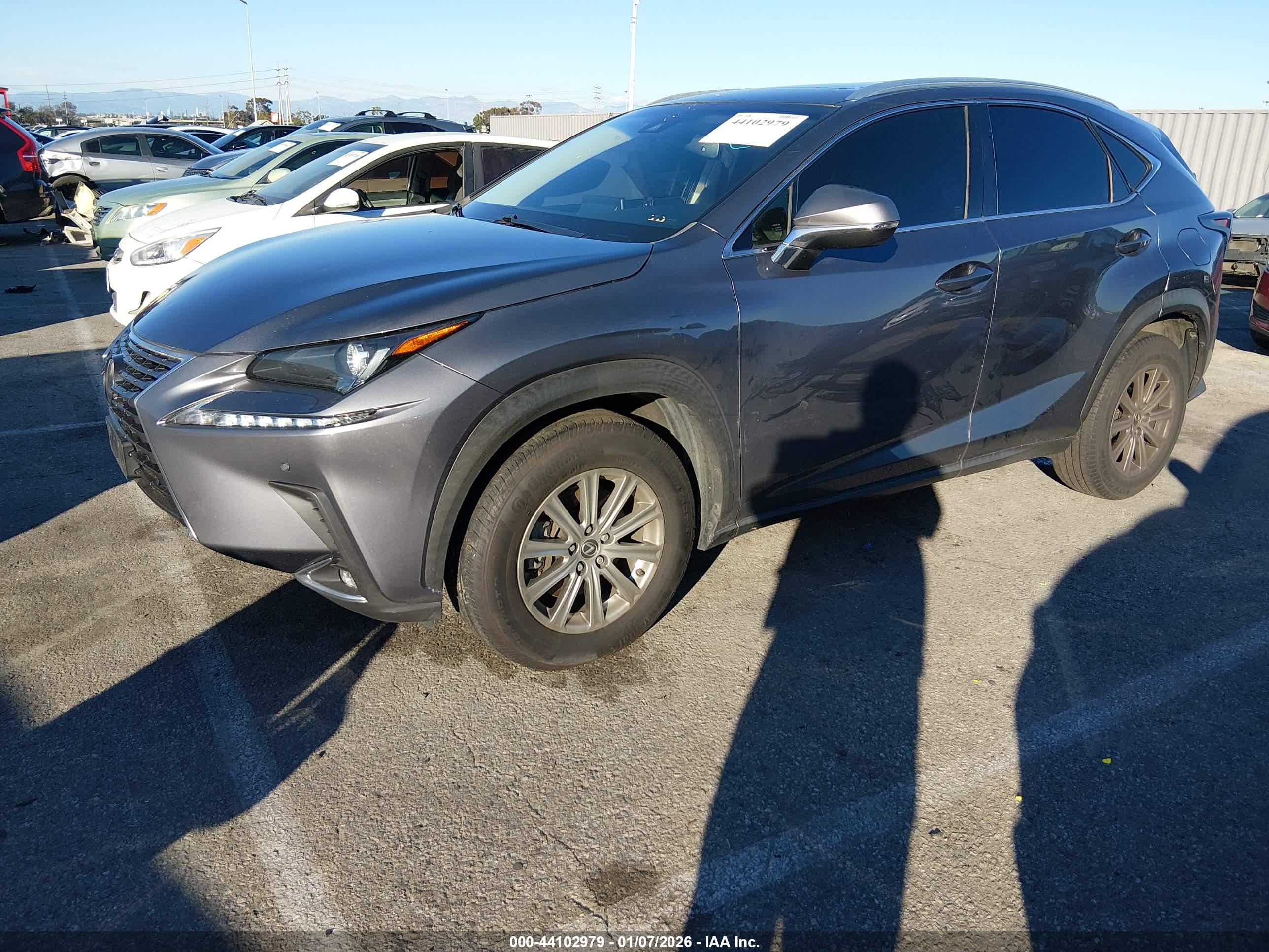 LEXUS NX image 6