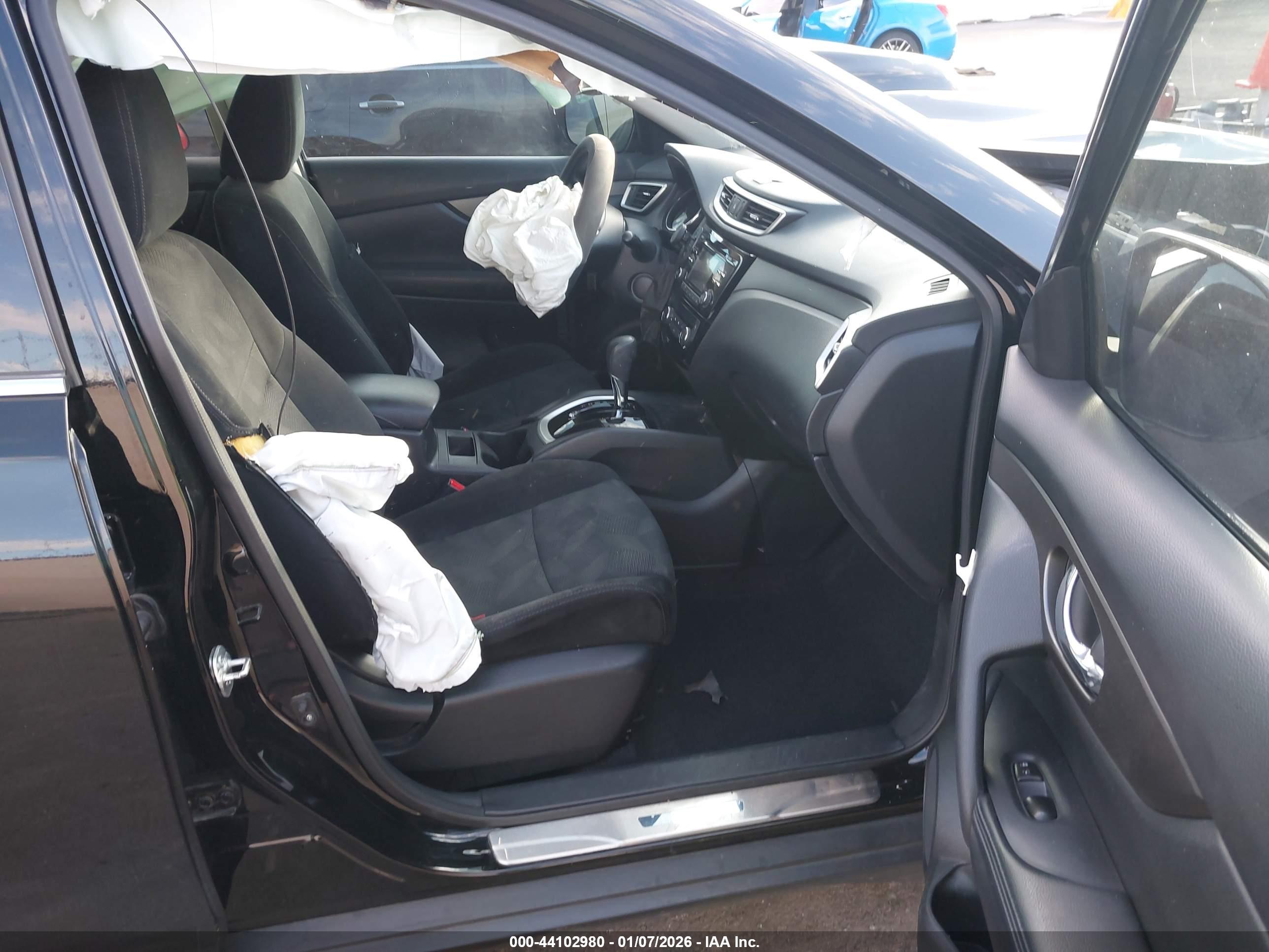 NISSAN ROGUE image 5